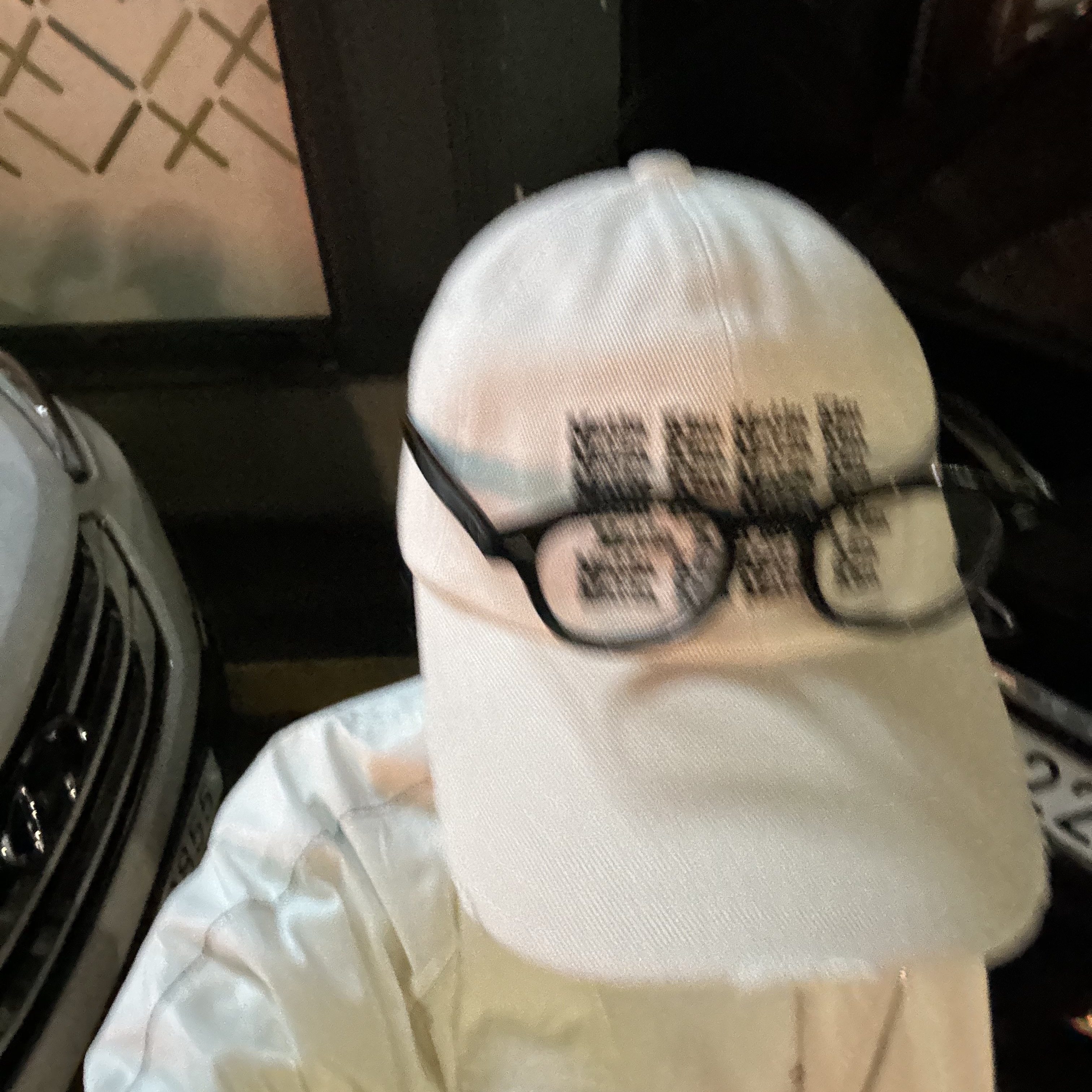 Matin Kim Lettering Washed Ball Cap Ivory, (W) Matin Kim Logo Coating Jumper Ivory 착용 스타일 - 2