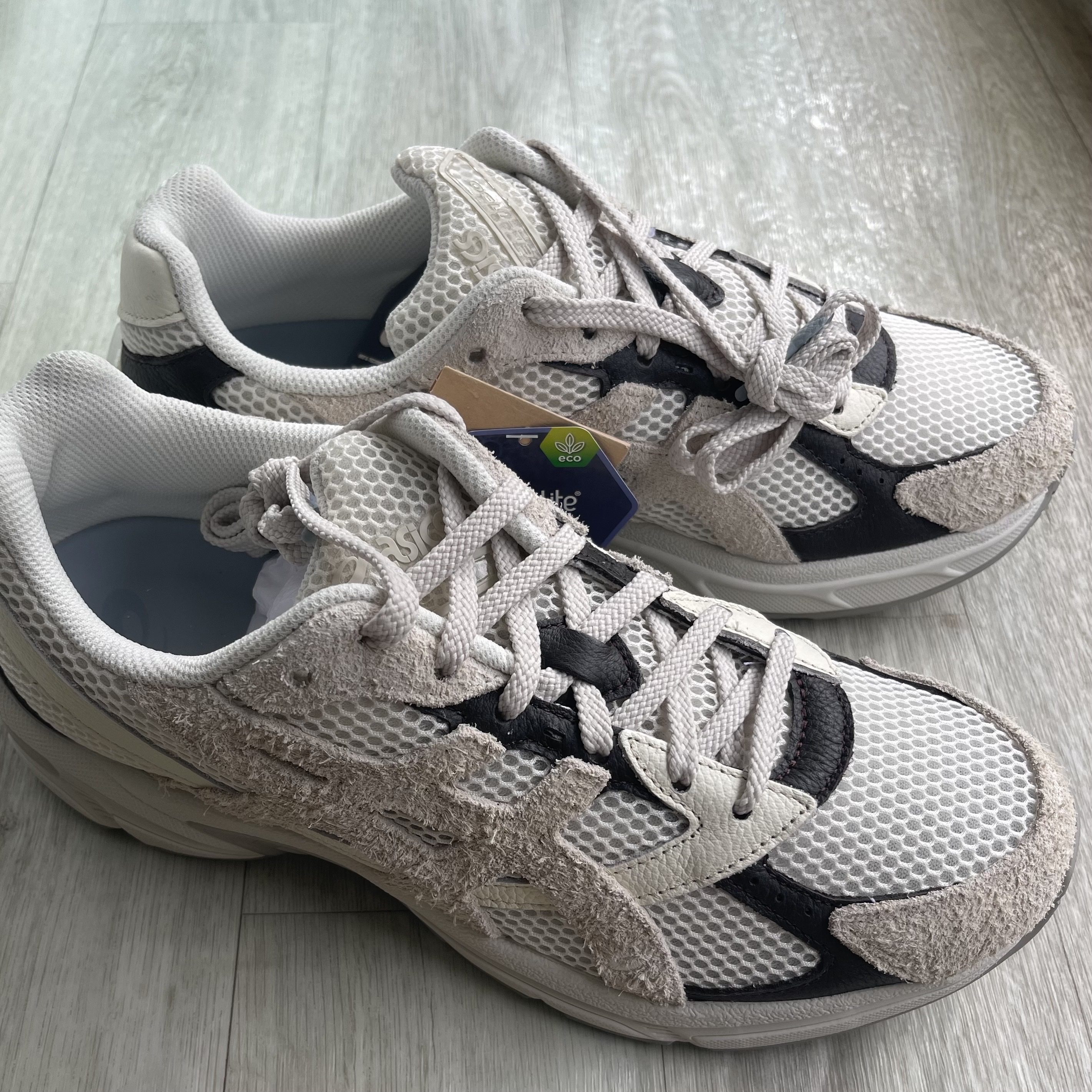Asics x Hal Studios Gel-1130 MK-III Glacier 착용 스타일
