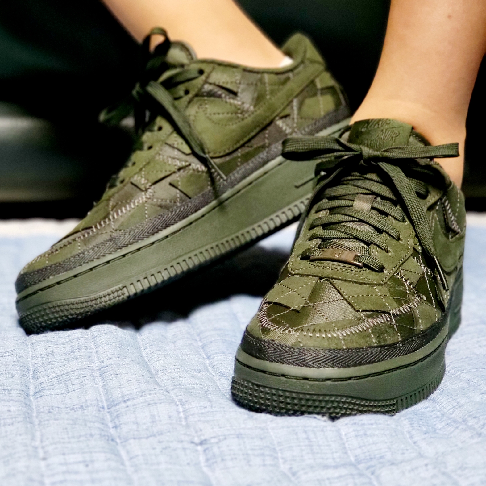 Nike x Billie Eilish Air Force 1 Low '07 SP Sequoia 착용 스타일 - 4