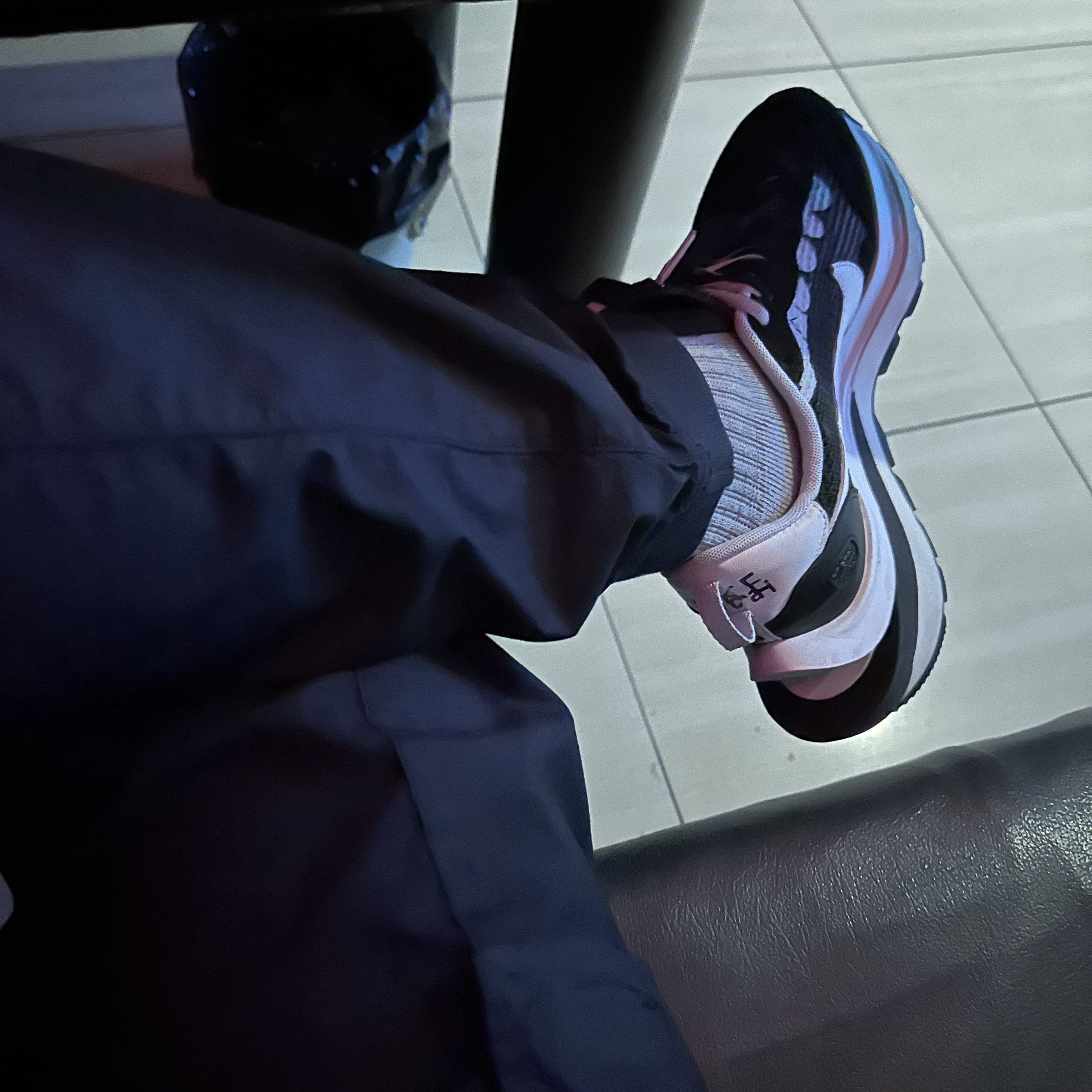 Nike x Sacai VaporWaffle Black White 착용 스타일 - 1