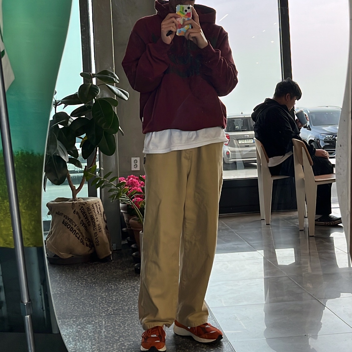 New Balance 2002R Rust Oxide 착용 스타일