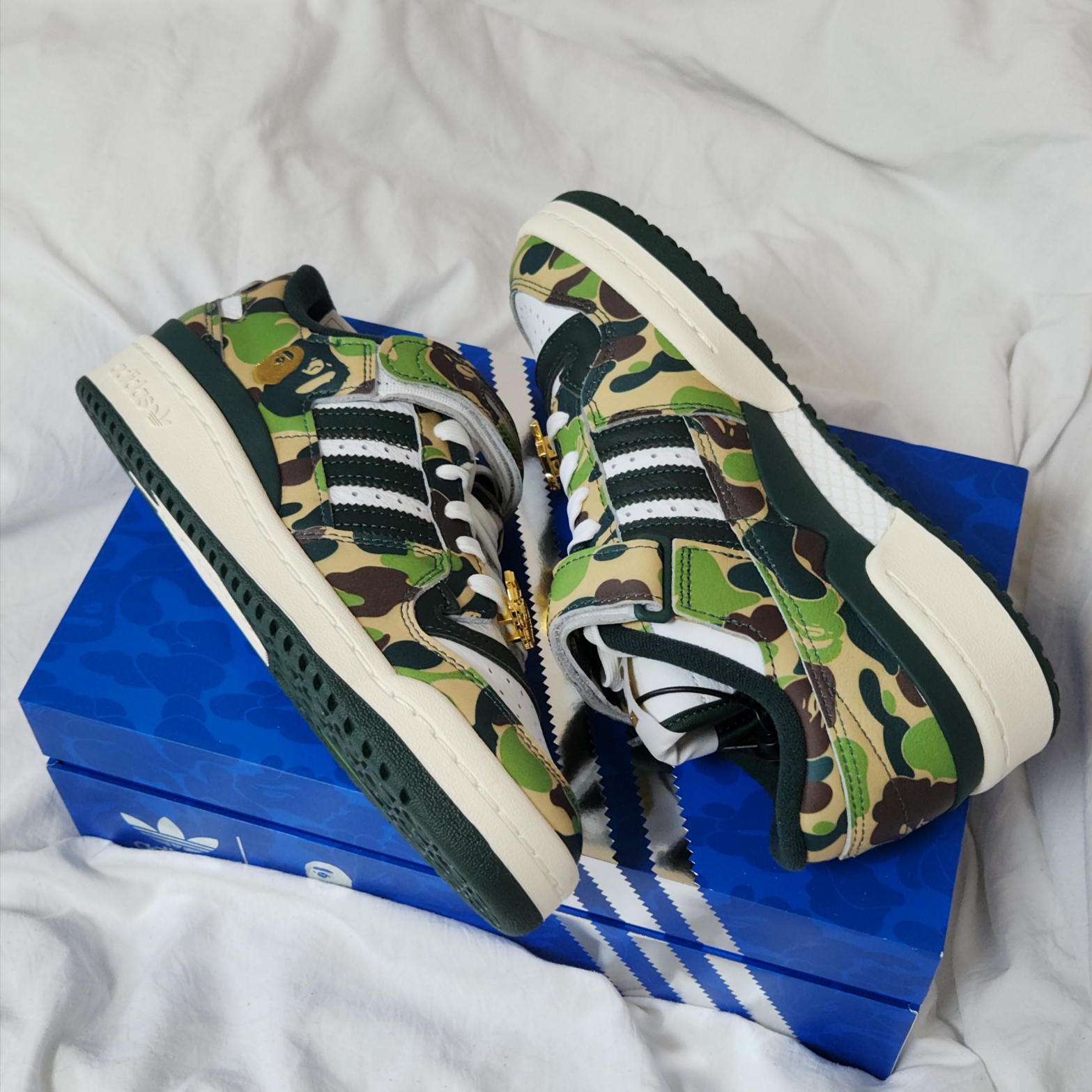Adidas x BAPE Forum 84 Low Green Camo 착용 스타일 - 2
