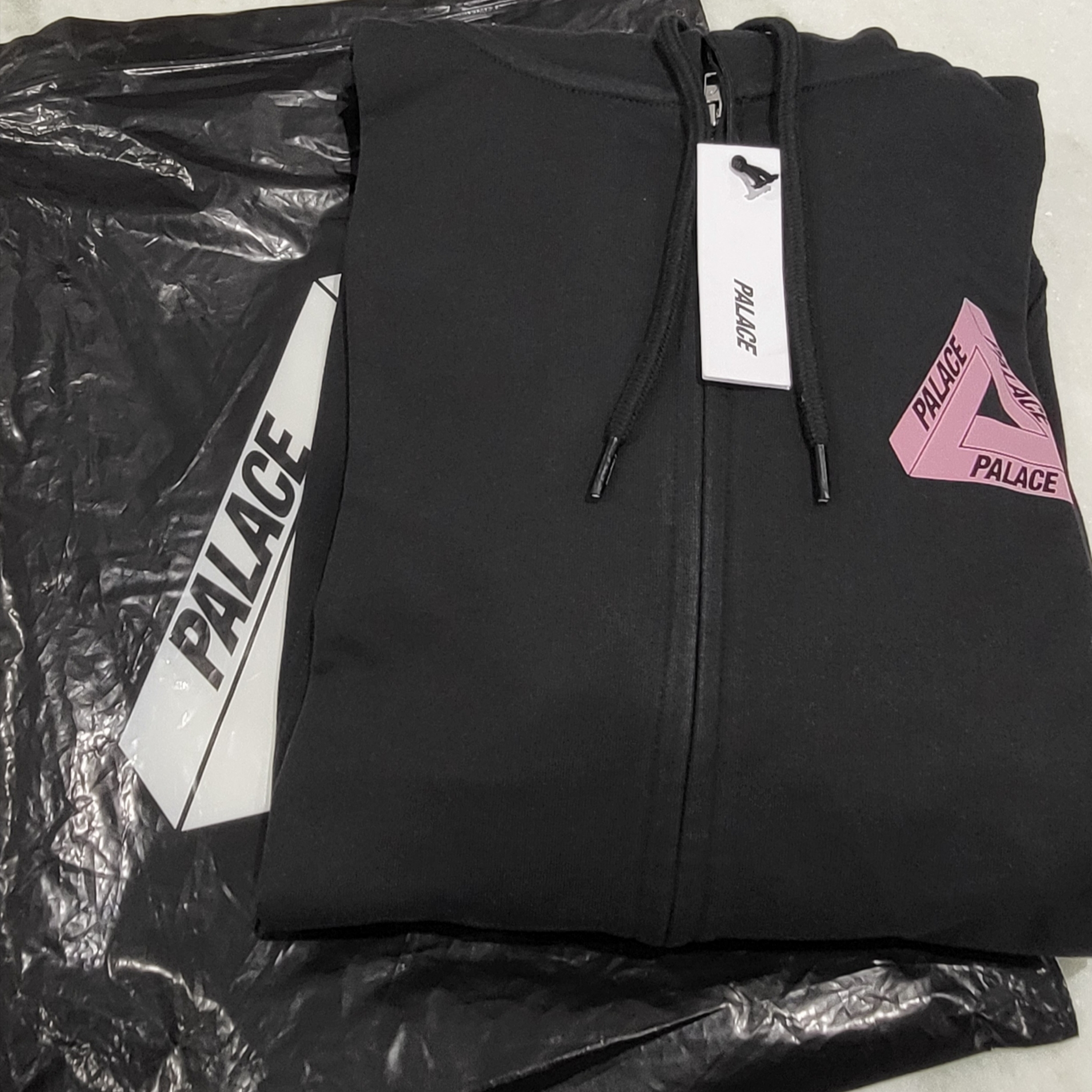 Palace Tri-Puff Print Zip Hood Black - 23SS 착용 스타일
