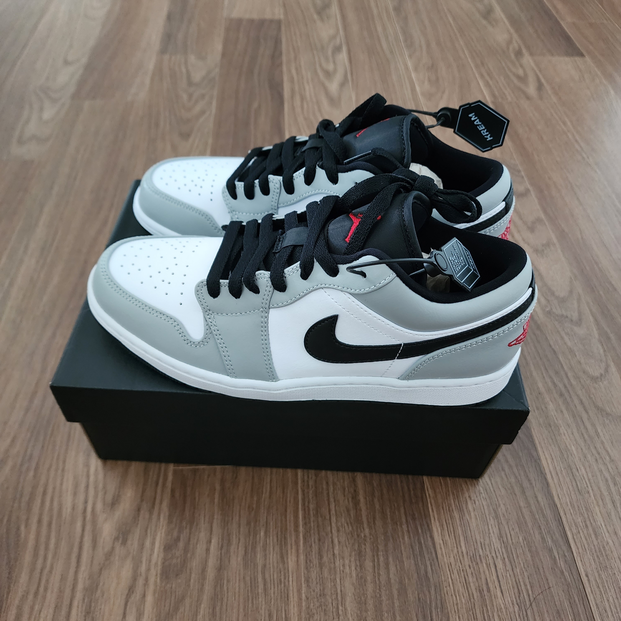 Jordan 1 Low Light Smoke Grey 착용 스타일