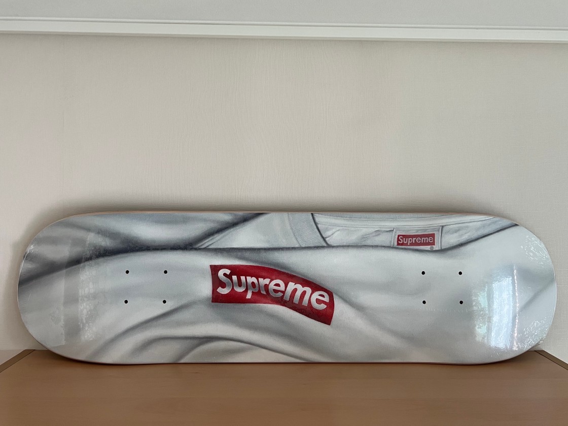 ⚪️SUPREME SKATEBOARD🔴 | KREAM