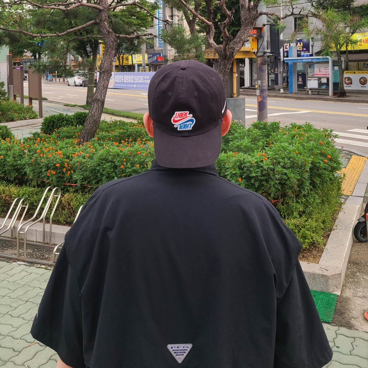 Nike Heritage 86 Futura Washed Cap Black White 착용 스타일 - 1