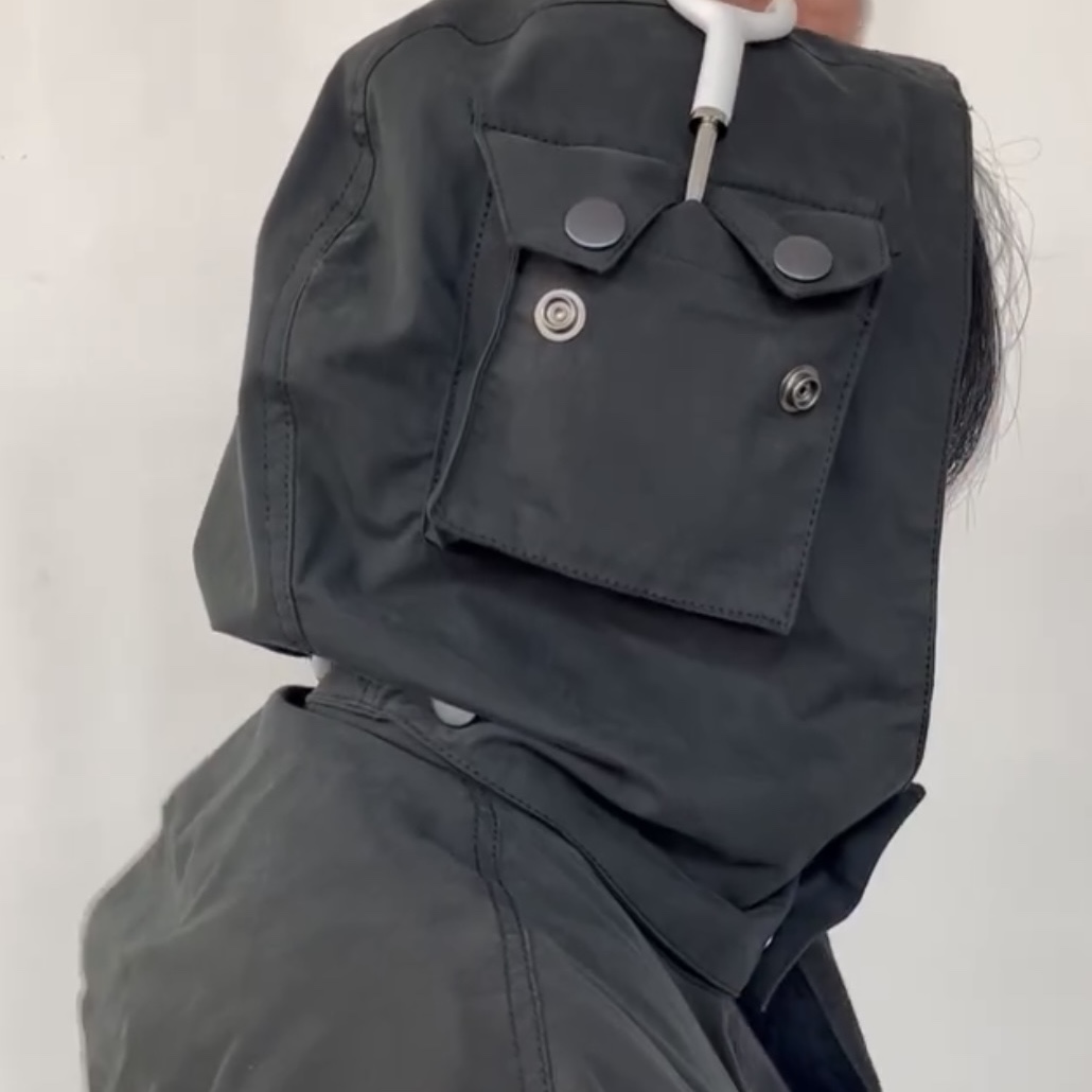Full of Ssun Multi Pocket Hood Jacket Black, Apple AirPods Max Lightning Silver (Korean Ver.) 착용 스타일 - 2