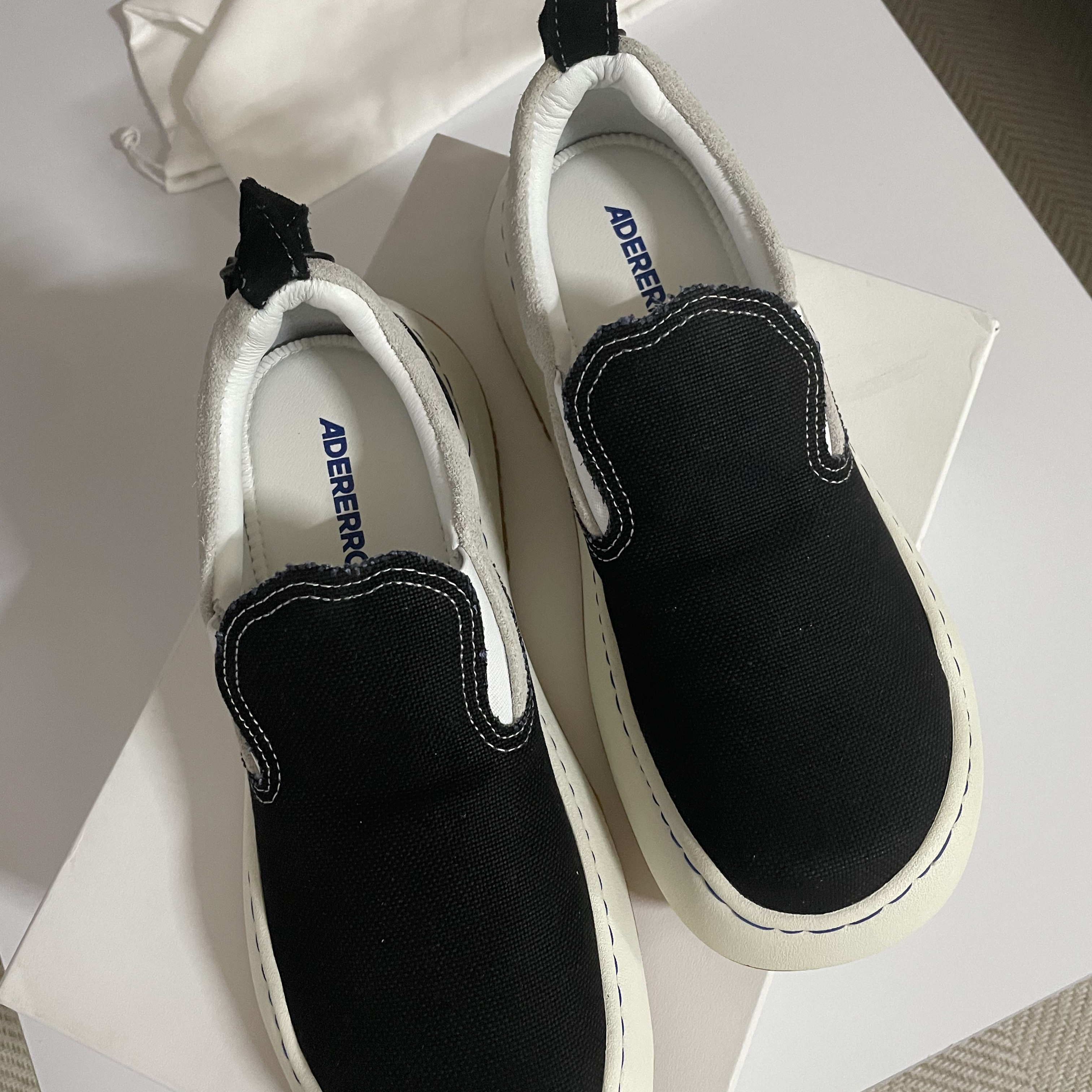 Ader Error Log; Lad Noir 착용 스타일