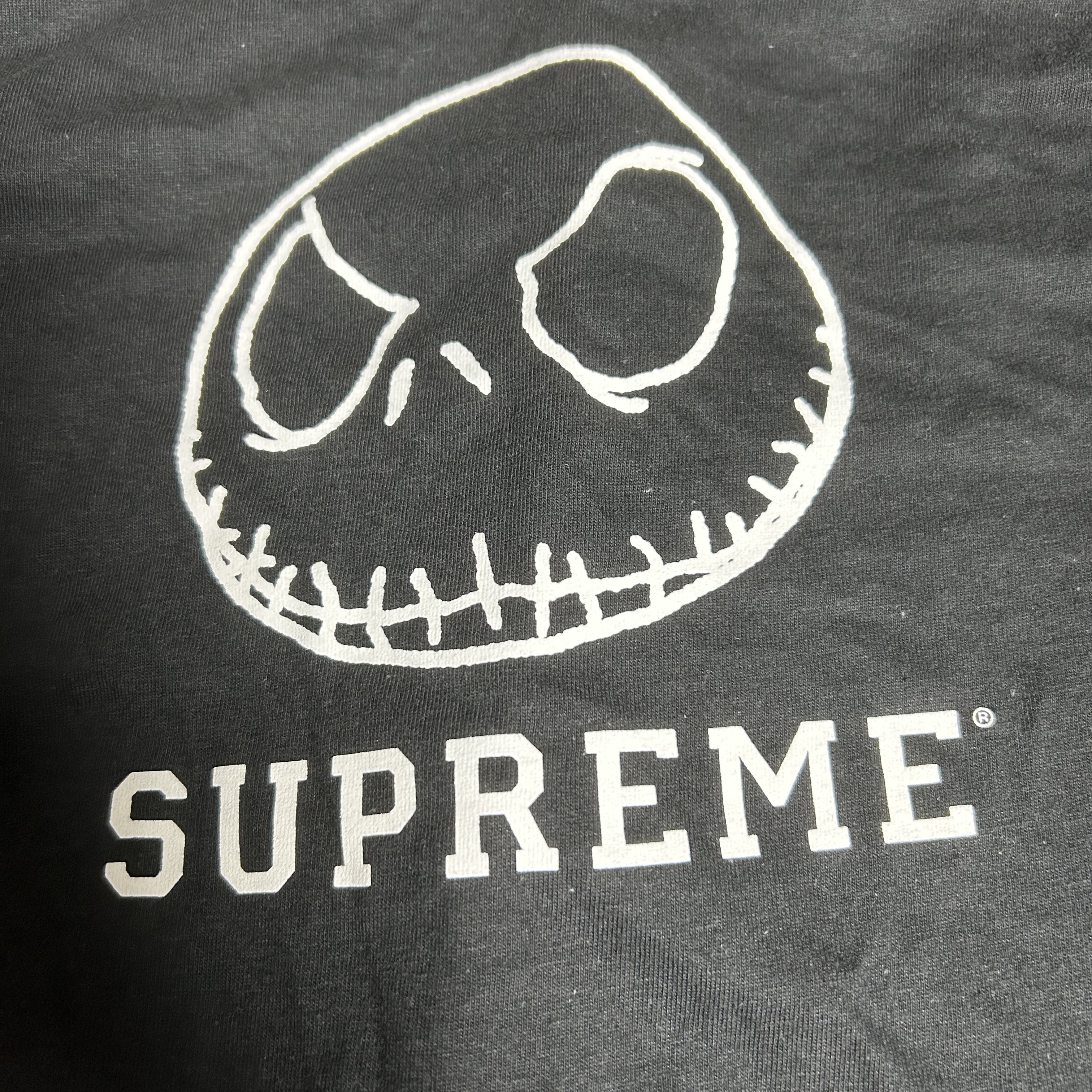 Supreme Skeleton T-Shirt Black - 23FW 착용 스타일