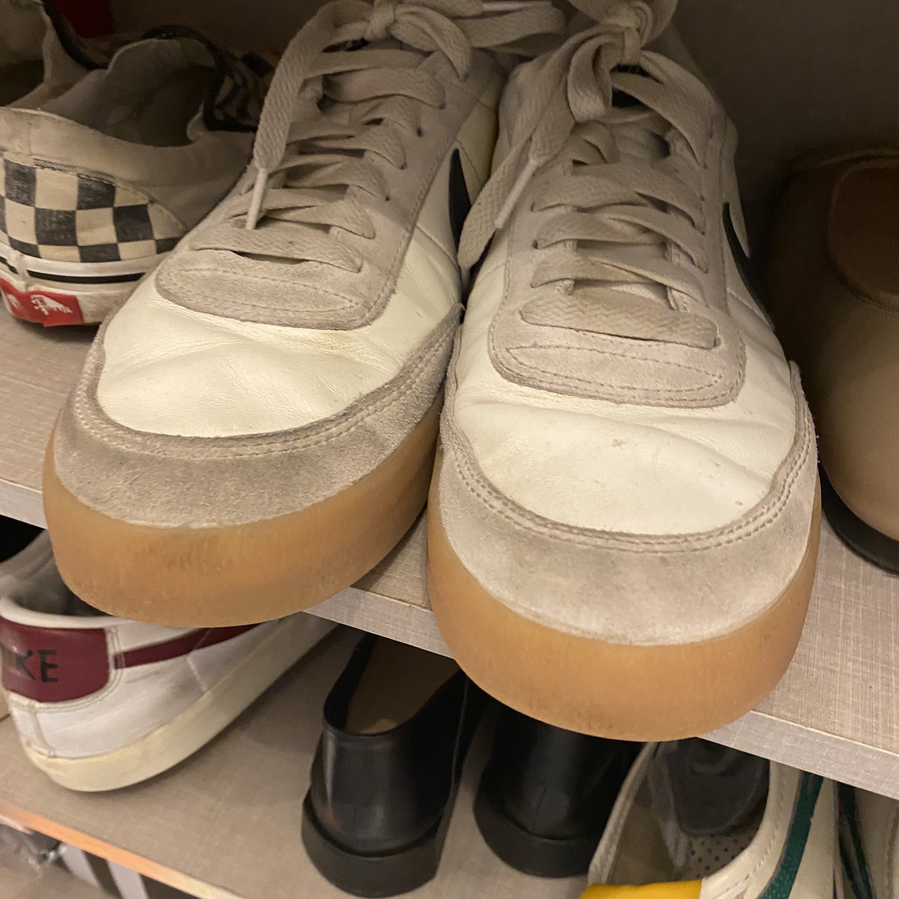 Nike Killshot 2 Leather Sail Oil Grey Gum 착용 스타일 - 2