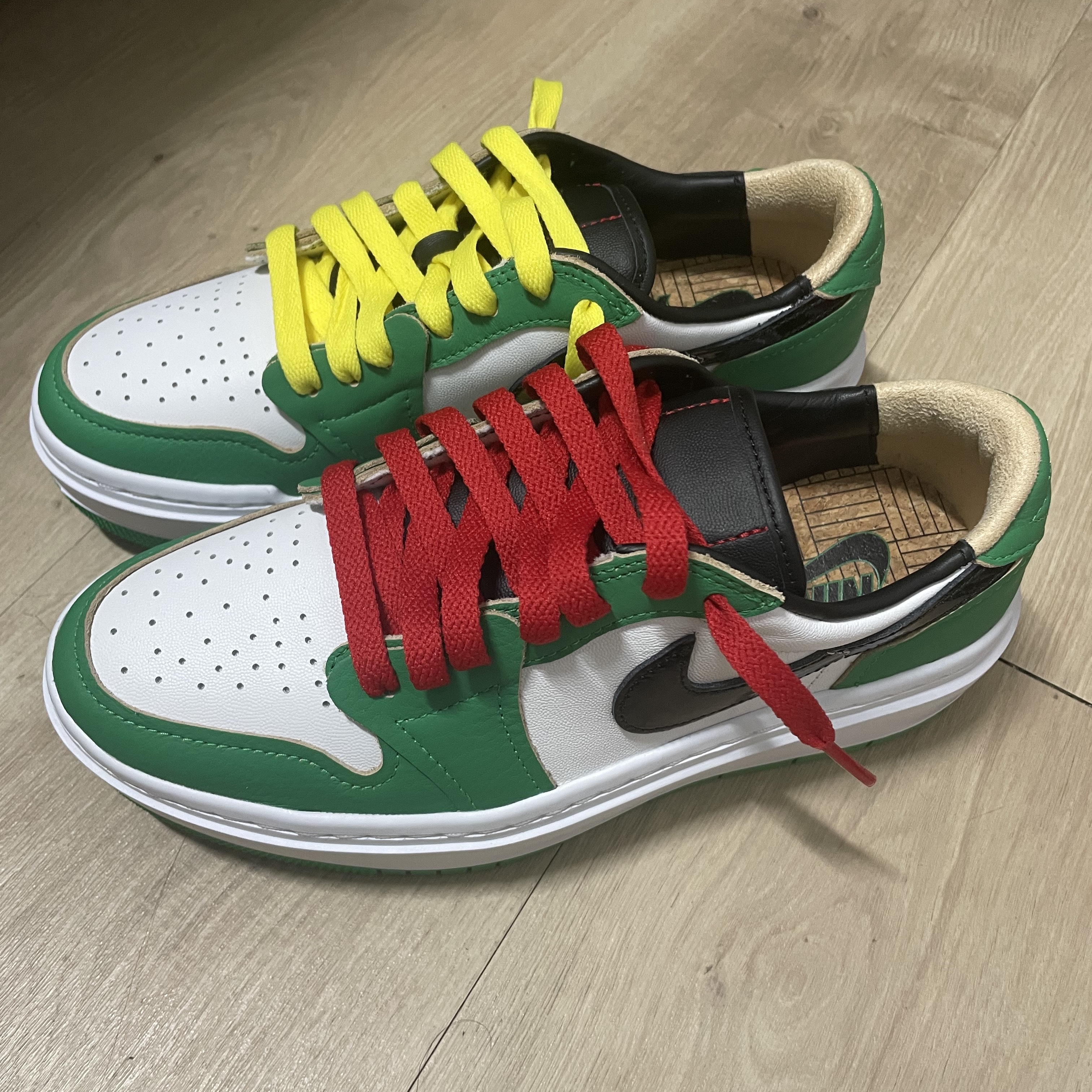 (W) Jordan 1 Elevate Low SE Lucky Green 착용 스타일