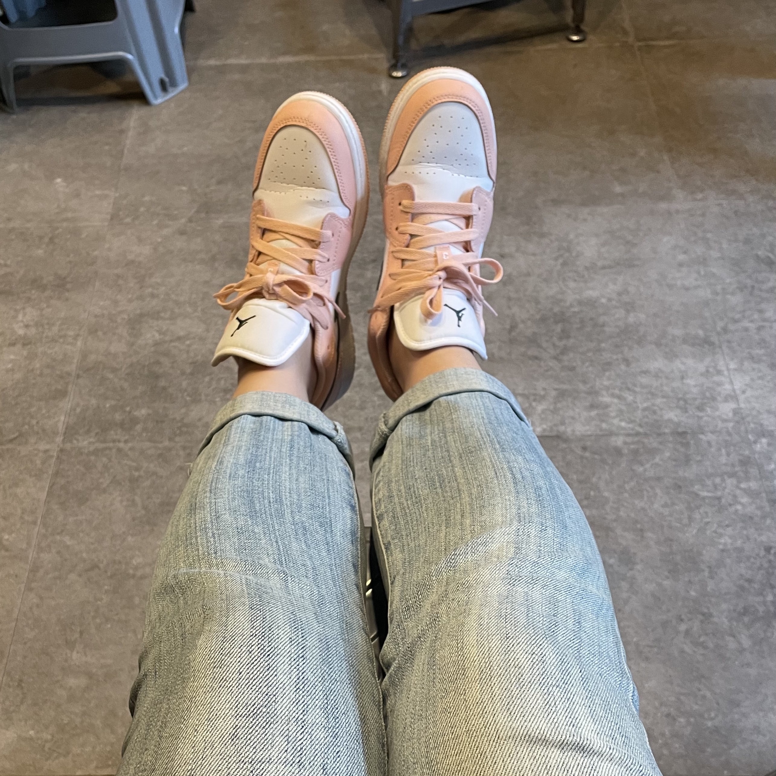 (GS) Jordan 1 Low Light Arctic Pink 착용 스타일
