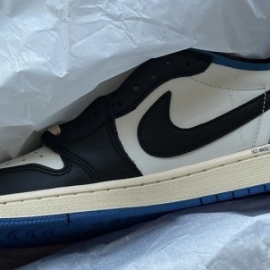 Jordan 1 x Travis Scott x Fragment Retro Low OG SP Military Blue 착용 스타일