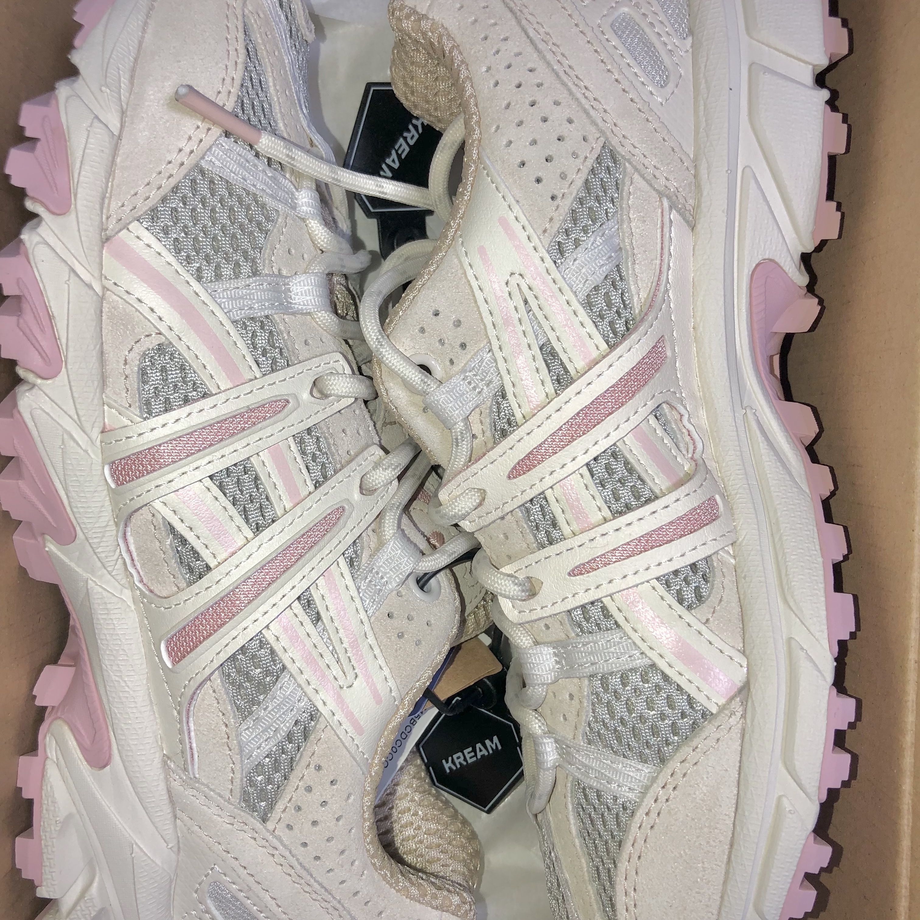 (W) Asics Gel-Sonoma 15-50 Smoke Grey Cream 착용 스타일 - 2