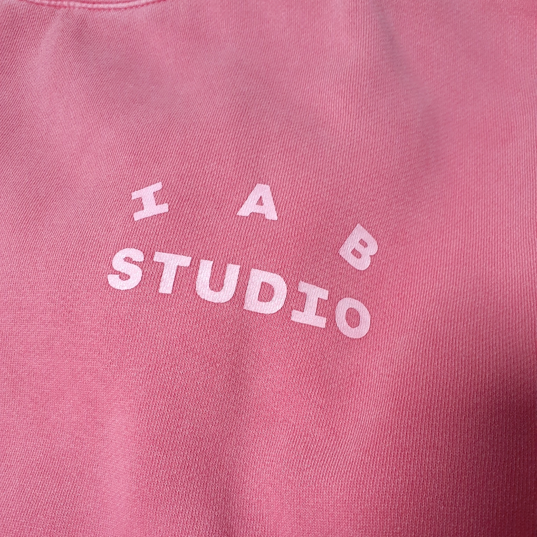 IAB Studio Pigment Hoodie & Sack Coral, IAB Studio Pigment Hoodie Coral 착용 스타일 - 1