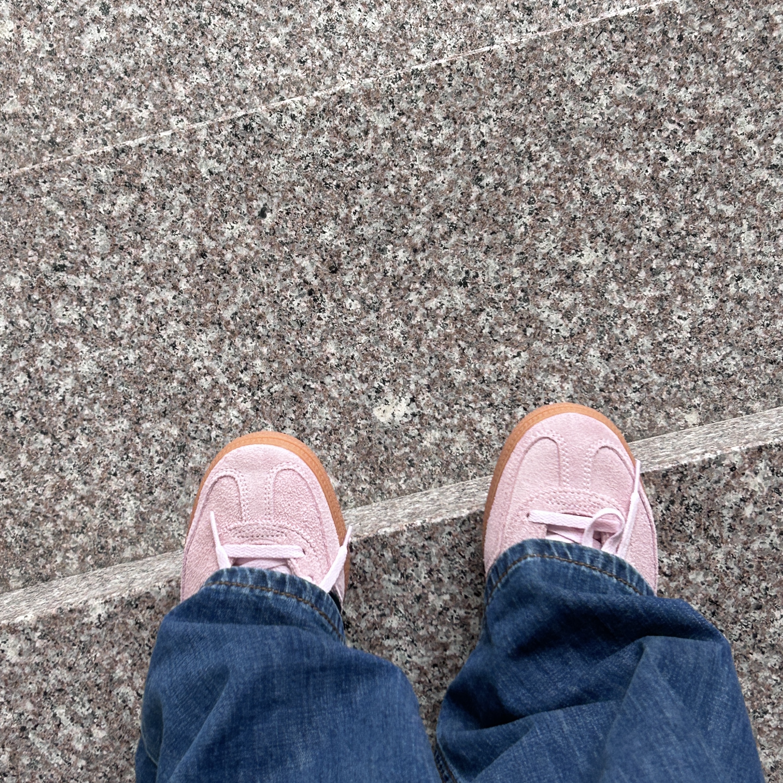 (W) Adidas Spezial Handball Clear Pink 착용 스타일