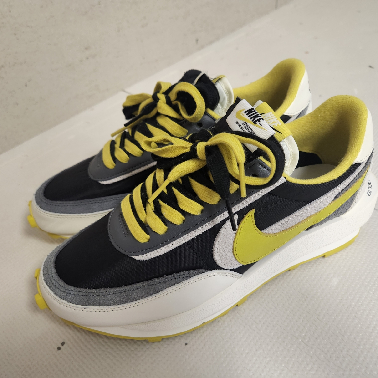 Nike x Sacai x Undercover LDWaffle Black Bright Citron 착용 스타일