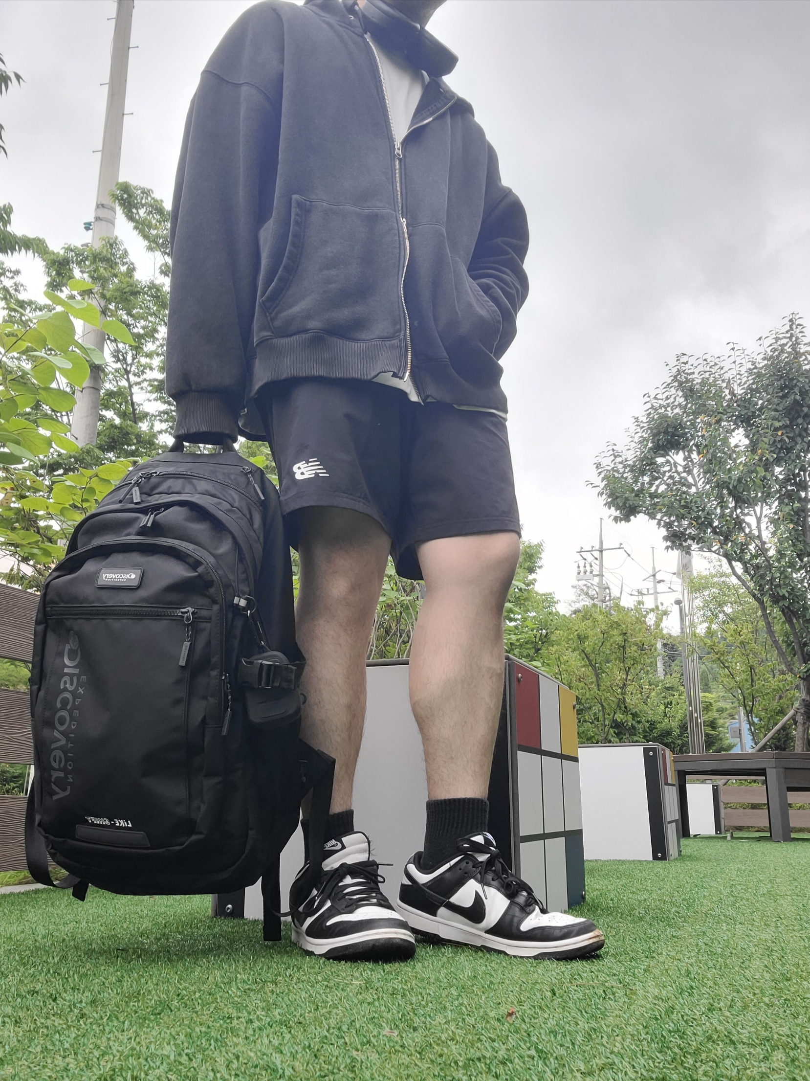 Nike Dunk Low Retro Black, Sony WH-1000XM5 Black (Korean Ver.) 착용 스타일