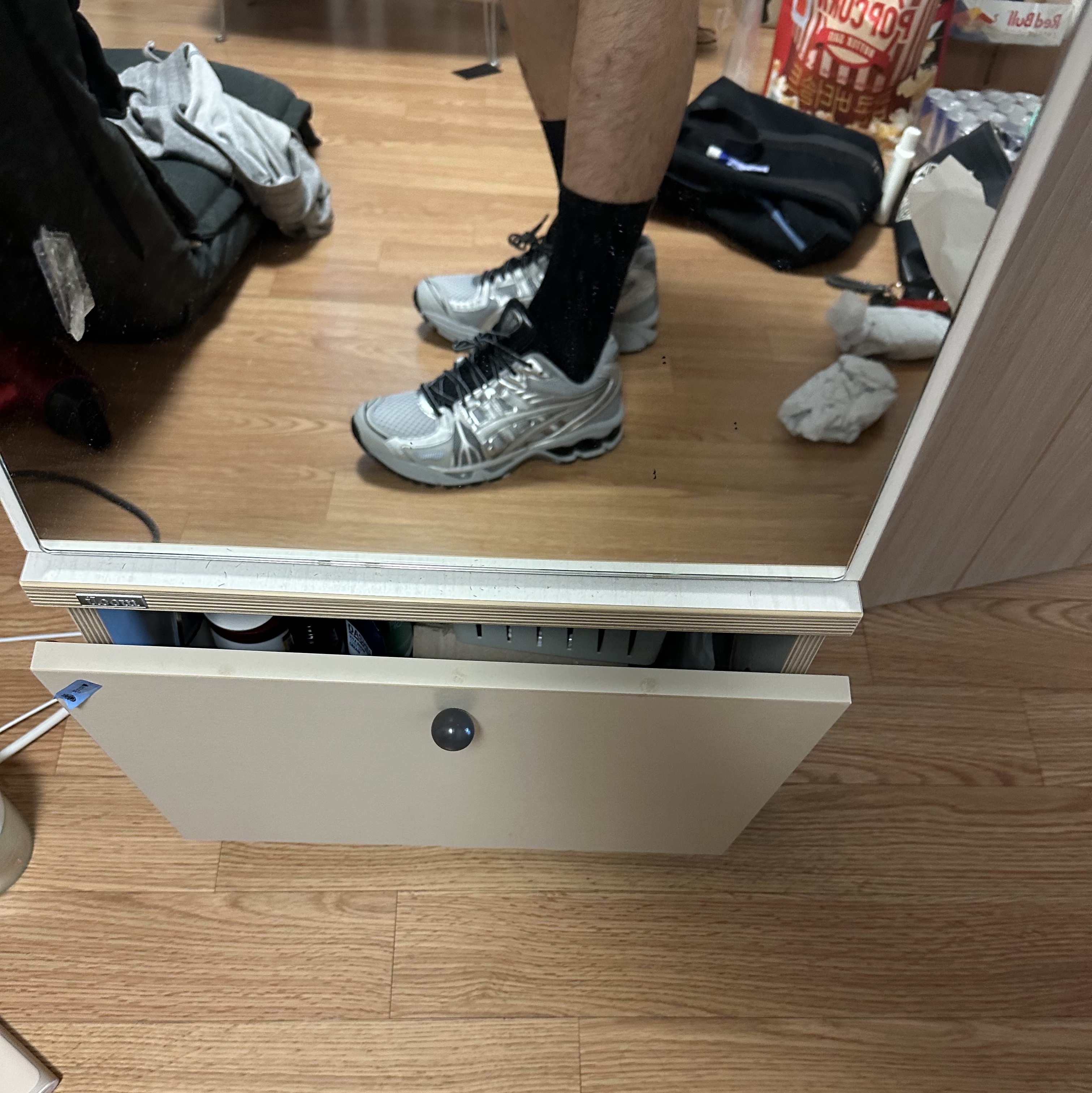Asics Gel-Kayano Legacy Pure Silver 착용 스타일 - 2
