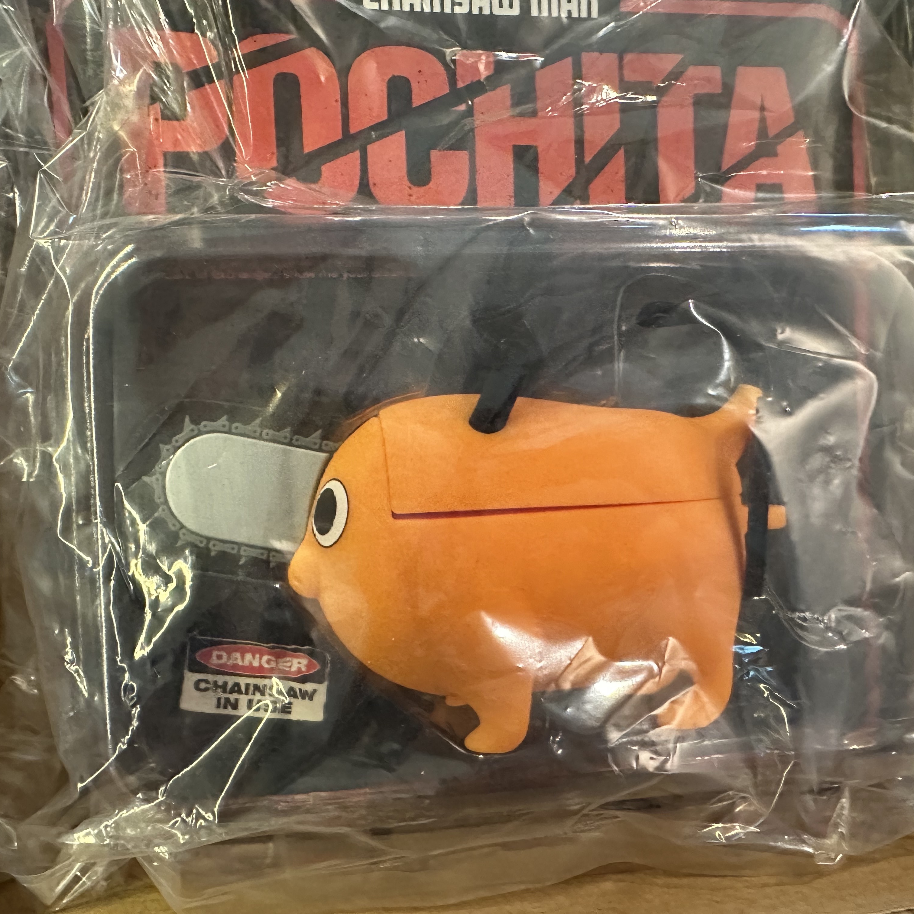 Casetify x Chainsaw Man Pochita Collectible AirPods Pro 1st/2nd Gen Case 착용 스타일