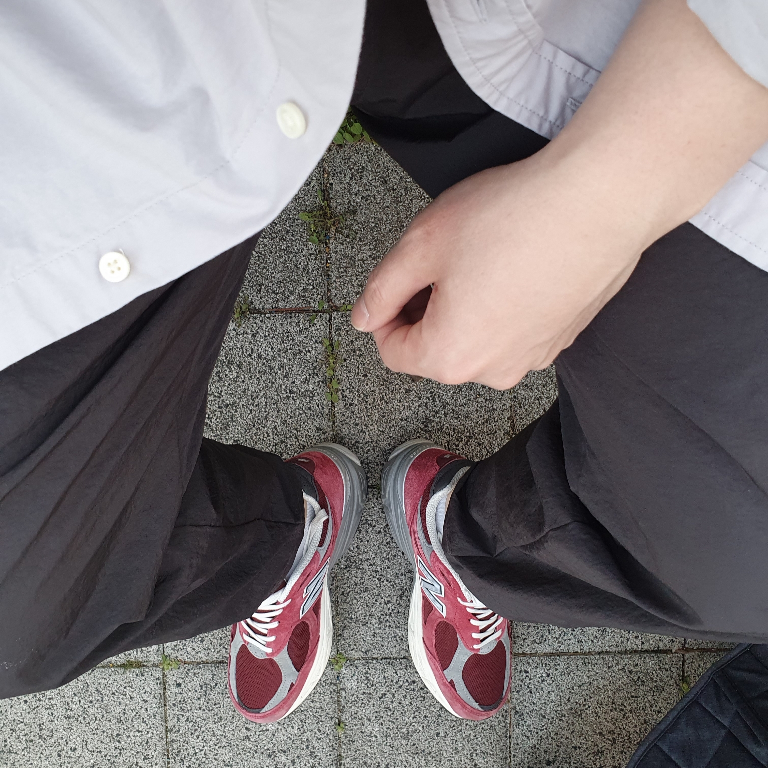 New Balance 990v3 Made in USA Scarlet Marblehead 착용 스타일
