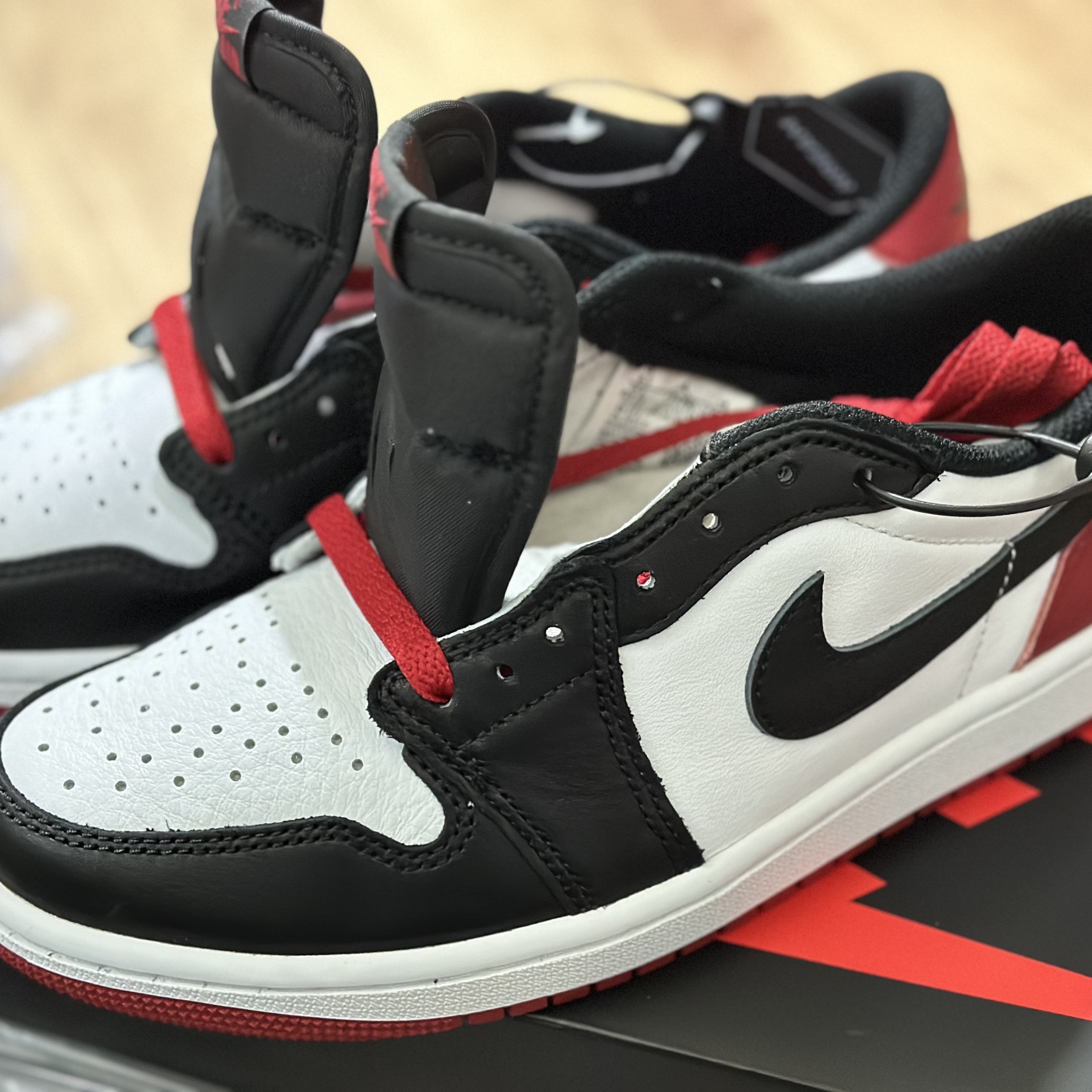 Jordan 1 Retro Low OG Black Toe 착용 스타일