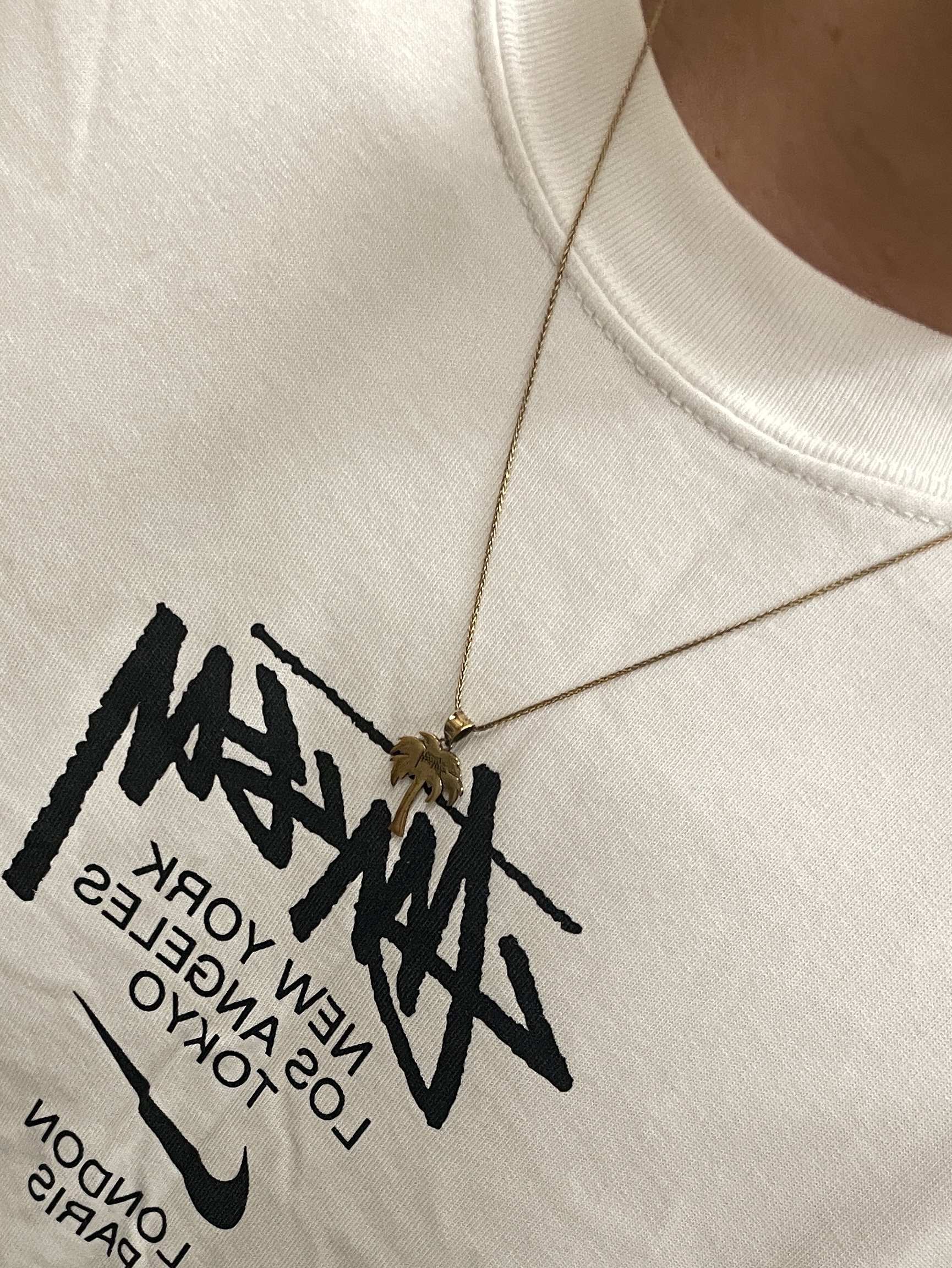 Nike x Stussy WT T-Shirt White - US/EU, Jordan 1 x Travis Scott Retro Low OG SP Black Phantom 착용 스타일 - 2