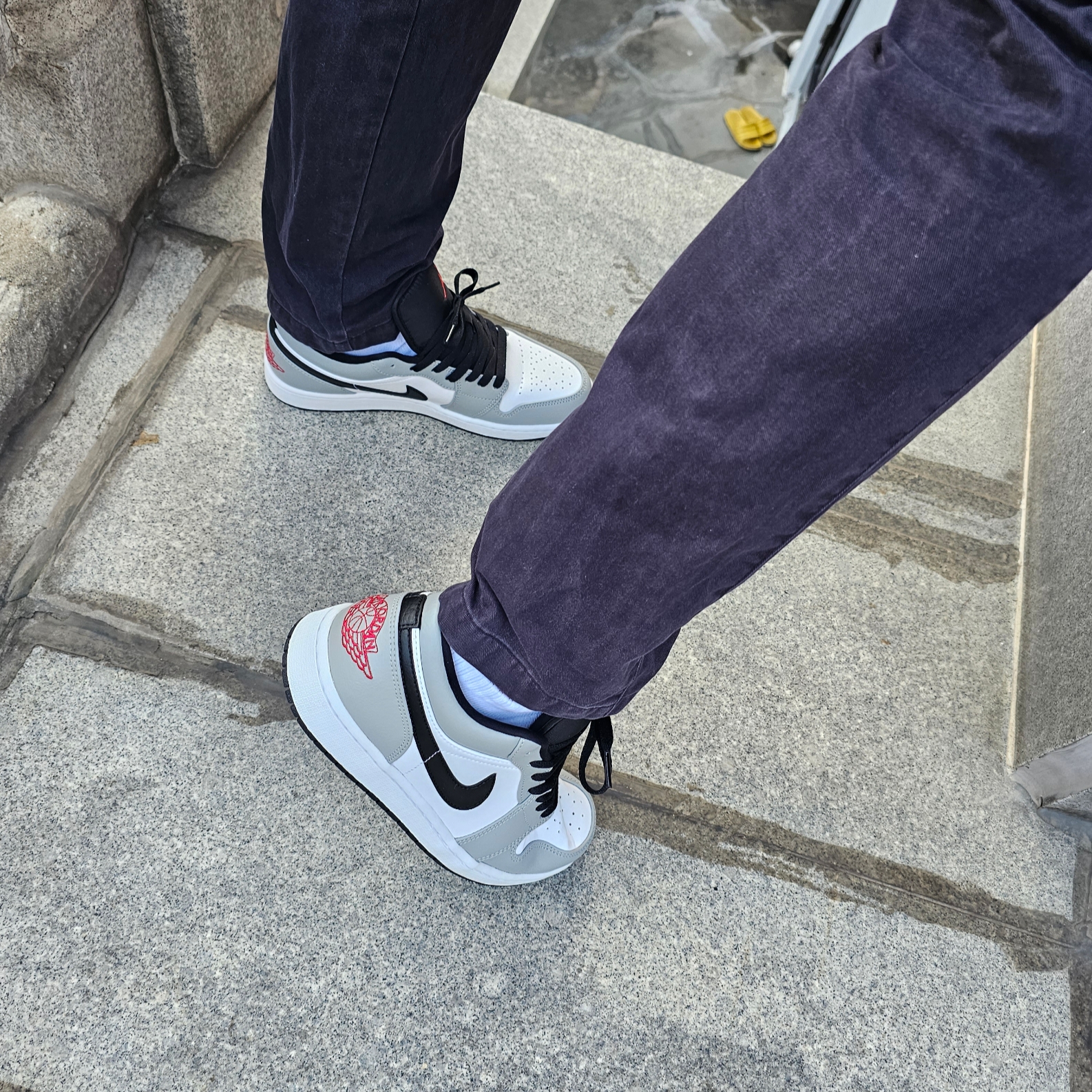Jordan 1 Low Light Smoke Grey 착용 스타일 - 2