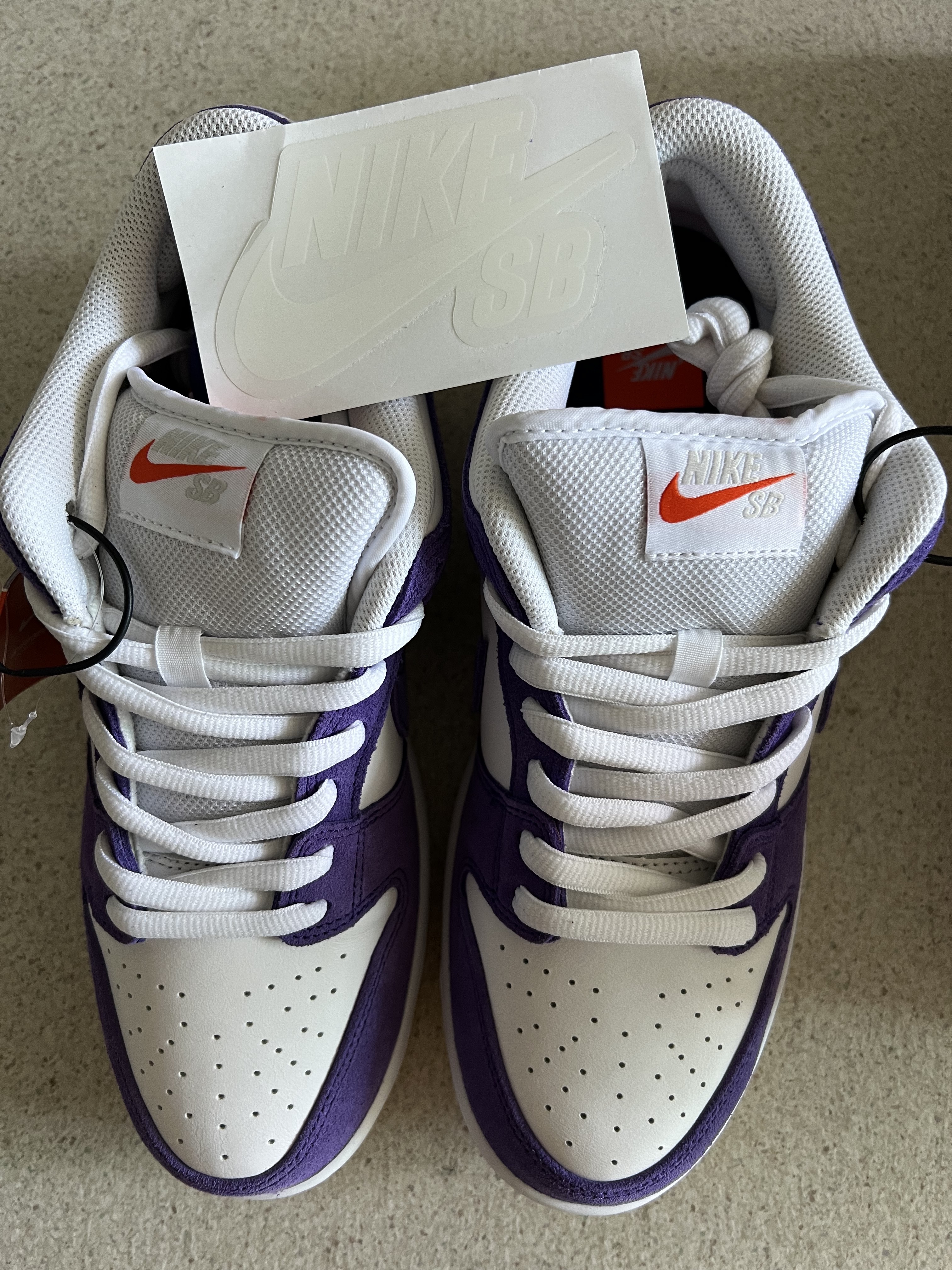Nike Dunk Low Pro SB Court Purple 착용 스타일 - 2