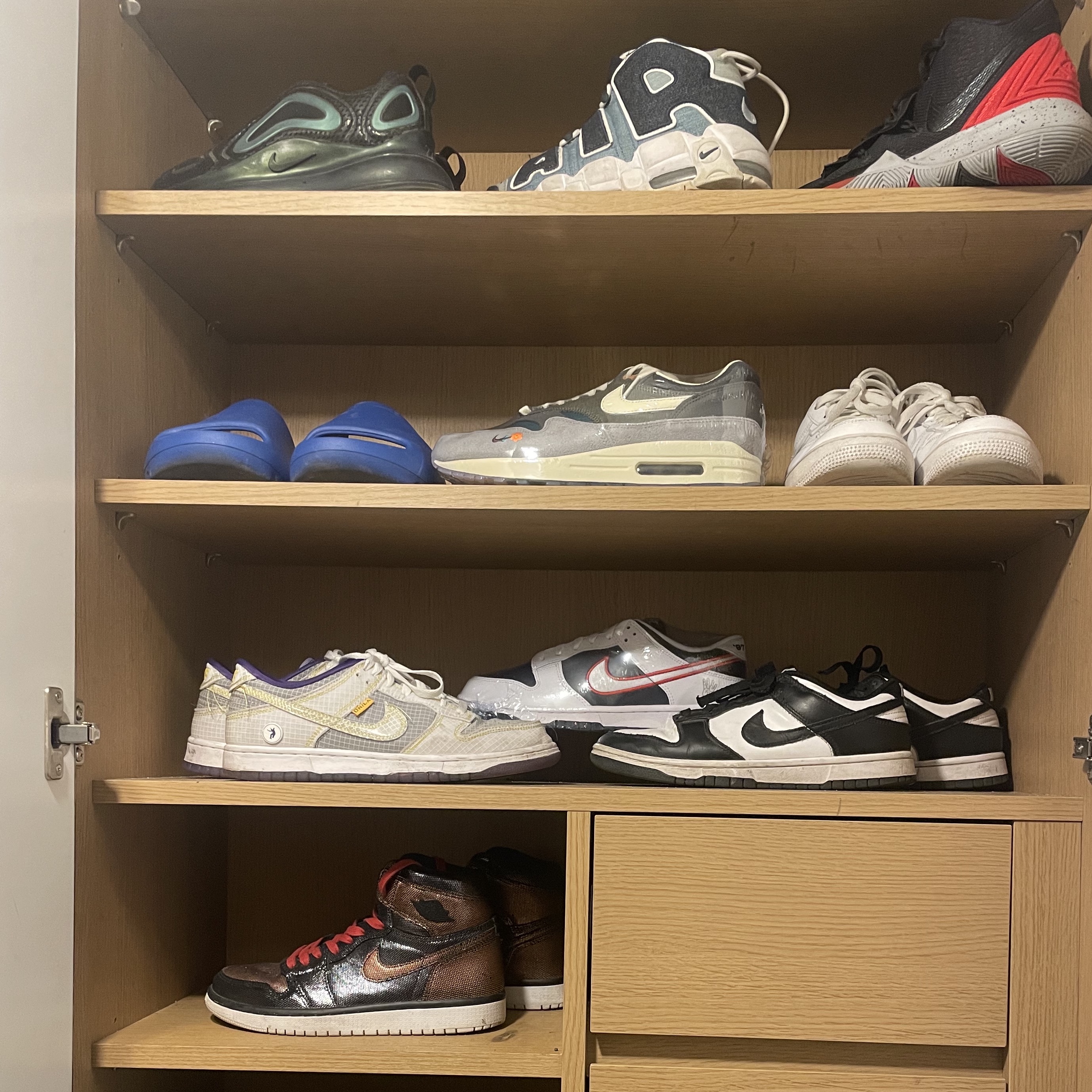 Jordan 1 Retro High OG Black and Lucky Green, Nike x Sacai x Undercover LDWaffle Black Bright Citron 착용 스타일 - 2