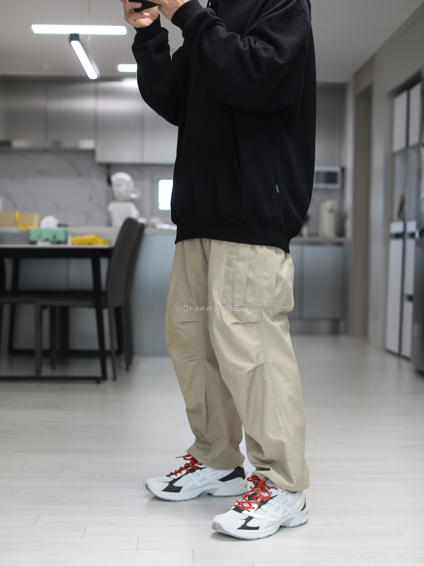 Asics x Hal Studios Gel-1130 MK-III Glacier 착용 스타일