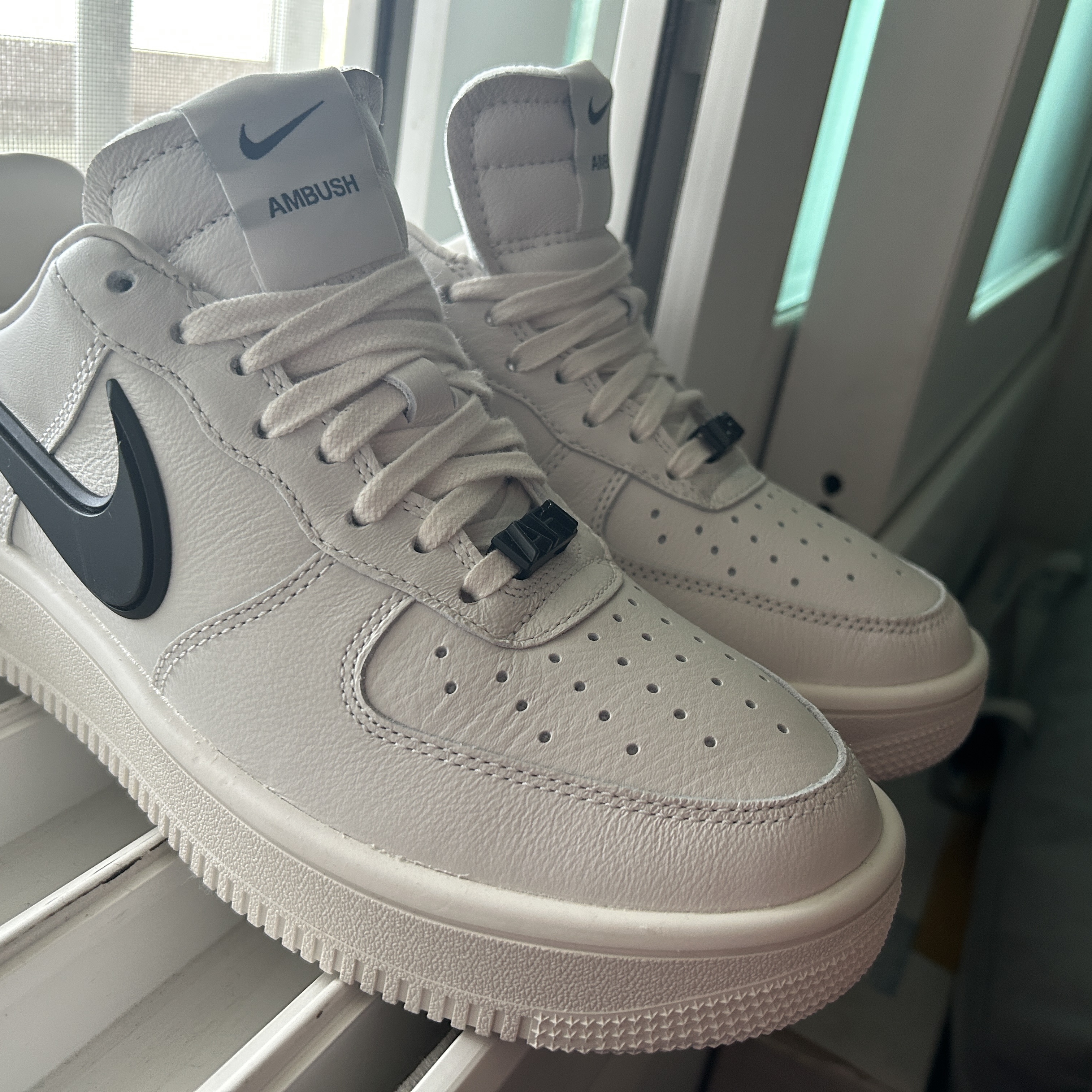 Nike x Ambush Air Force 1 Low SP Phantom 착용 스타일