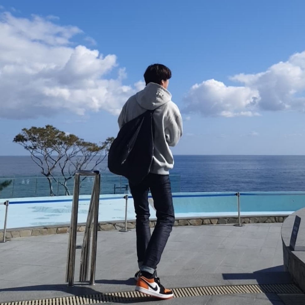 Jordan 1 Low Shattered Backboard, Essentials 1977 Shorts Iron - 22SS 착용 스타일 - 1