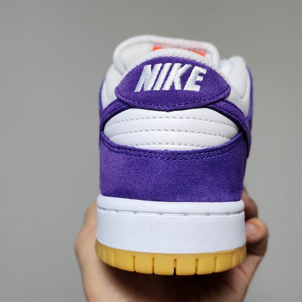 Nike Dunk Low Pro SB Court Purple 착용 스타일