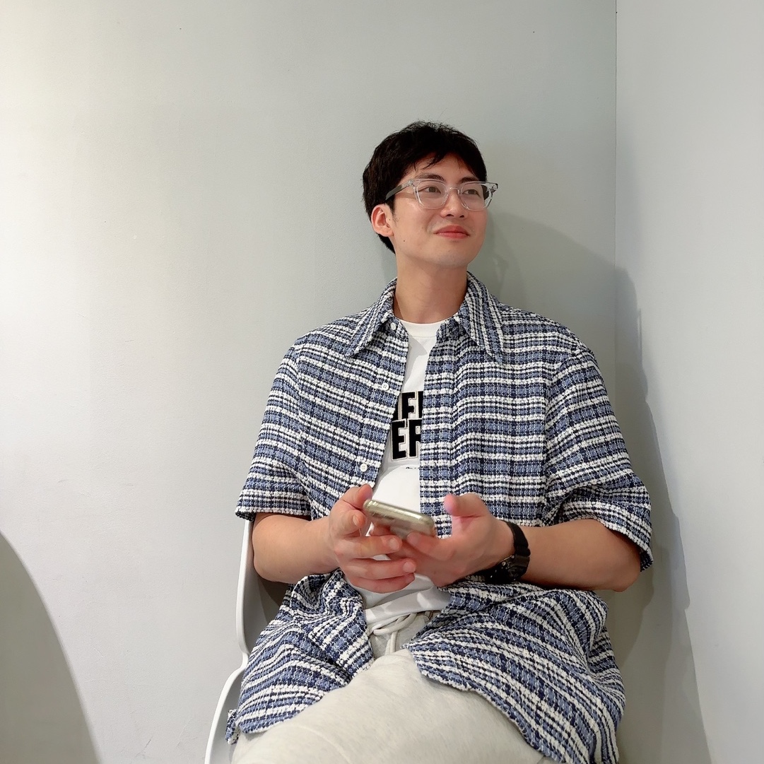 Gentle Monster x Maison Margiela MM010 Clear Black Gradient, Ader Error Og; Tab @HT Off White 착용 스타일 - 2