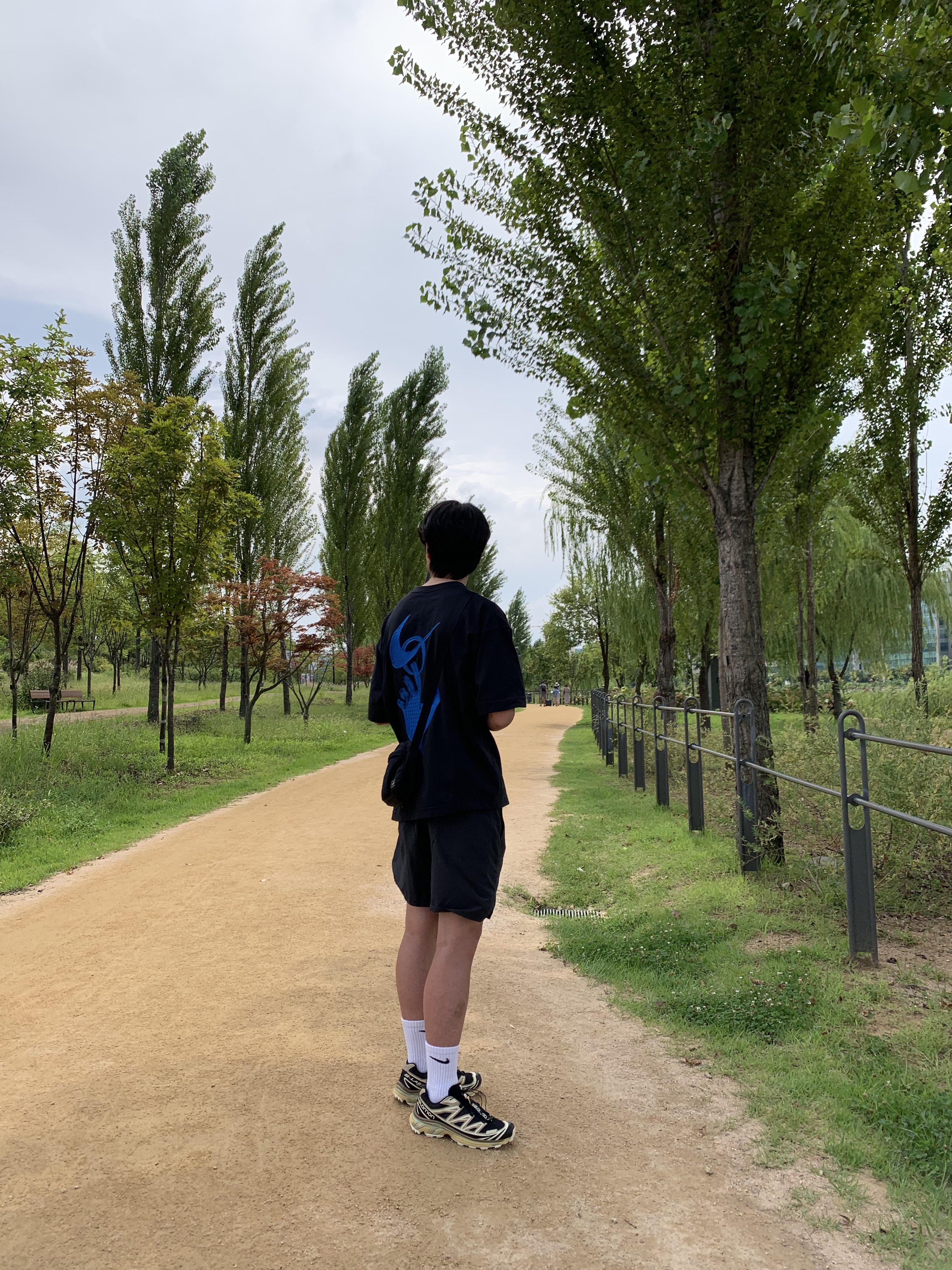 Salomon x END. XT-6 Dark Truffle, Nike x Off-White NRG T-Shirt Black - Asia 착용 스타일