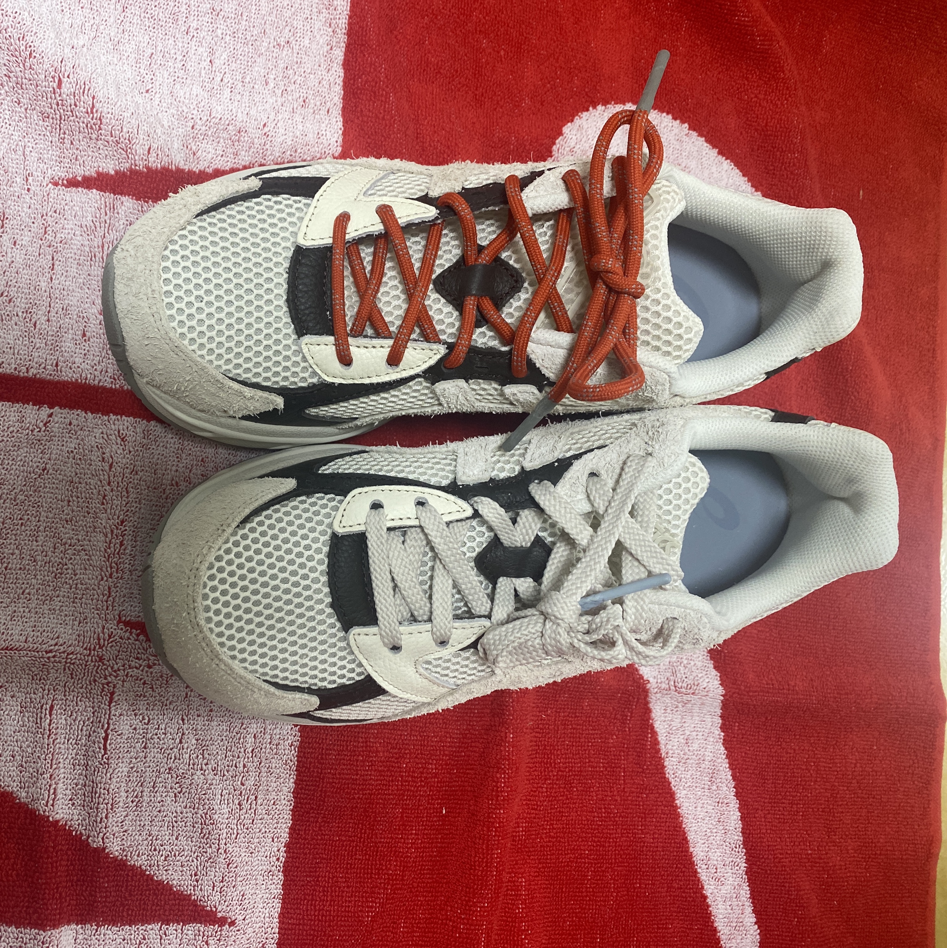 Asics x Hal Studios Gel-1130 MK-III Glacier 착용 스타일 - 3