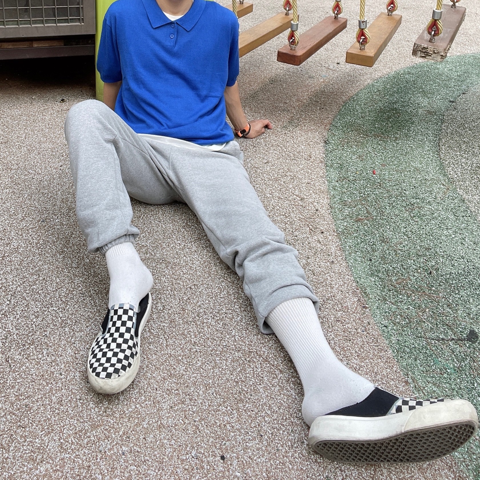 Vans Checkerboard Comfycush One Black 착용 스타일 - 4