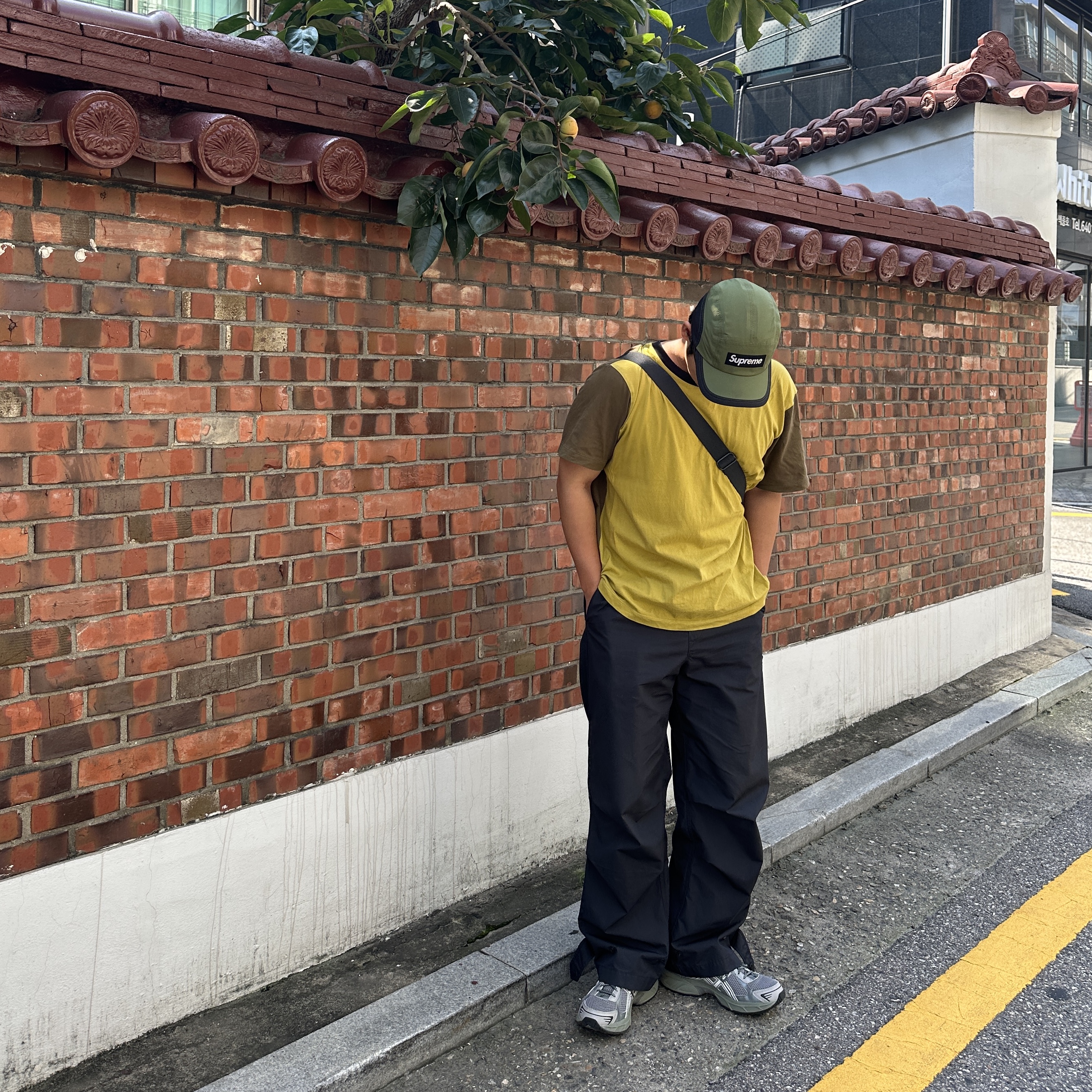 Asics Gel-1130 Wild Dove White - Folder Exclusive, Supreme Gore-Tex Camp Cap Olive - 22FW 착용 스타일
