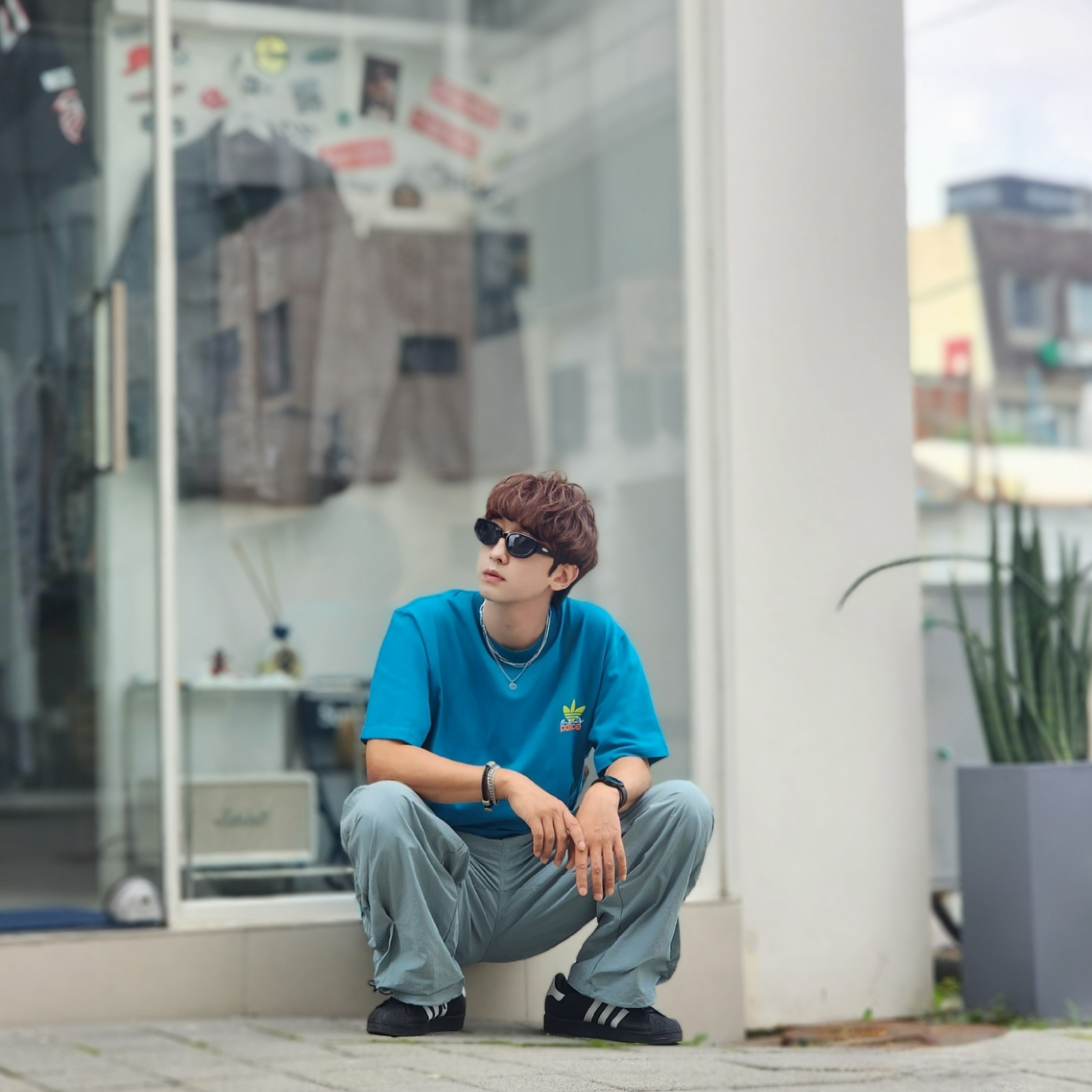 Palace x Adidas Nature T-Shirt Mystery Petrol - 22SS, Adidas Superstar Core Black White 착용 스타일 - 2