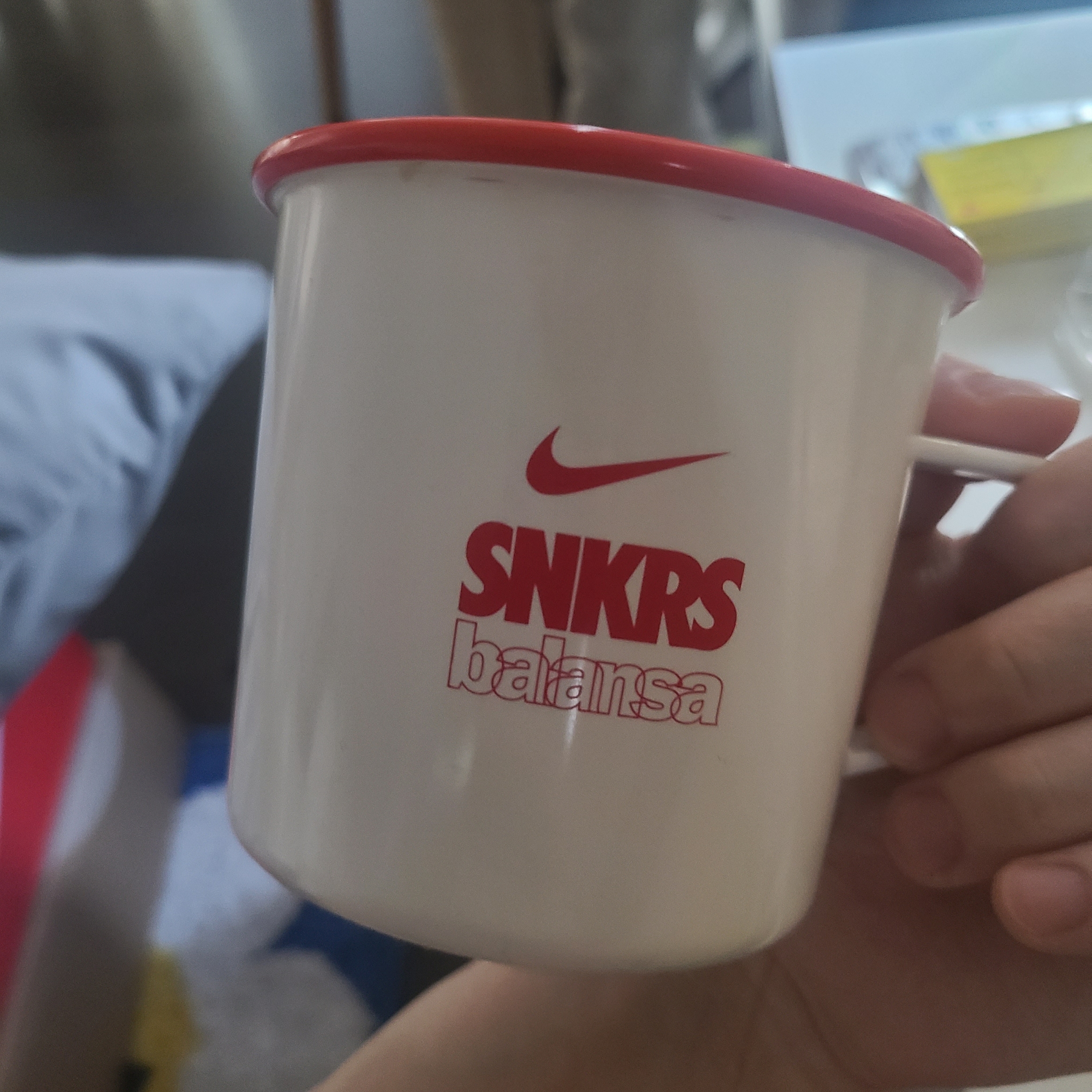 Nike x Balansa SNKRS Mug Cup White 착용 스타일