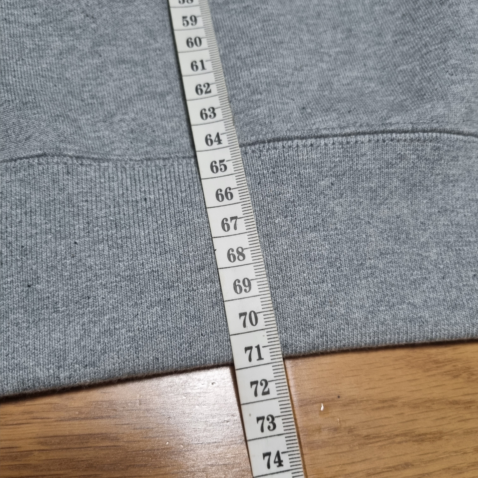 Nike x Stussy NRG Fleece Crewneck Dark Grey Heather (DO9337-063) 착용 스타일 - 2