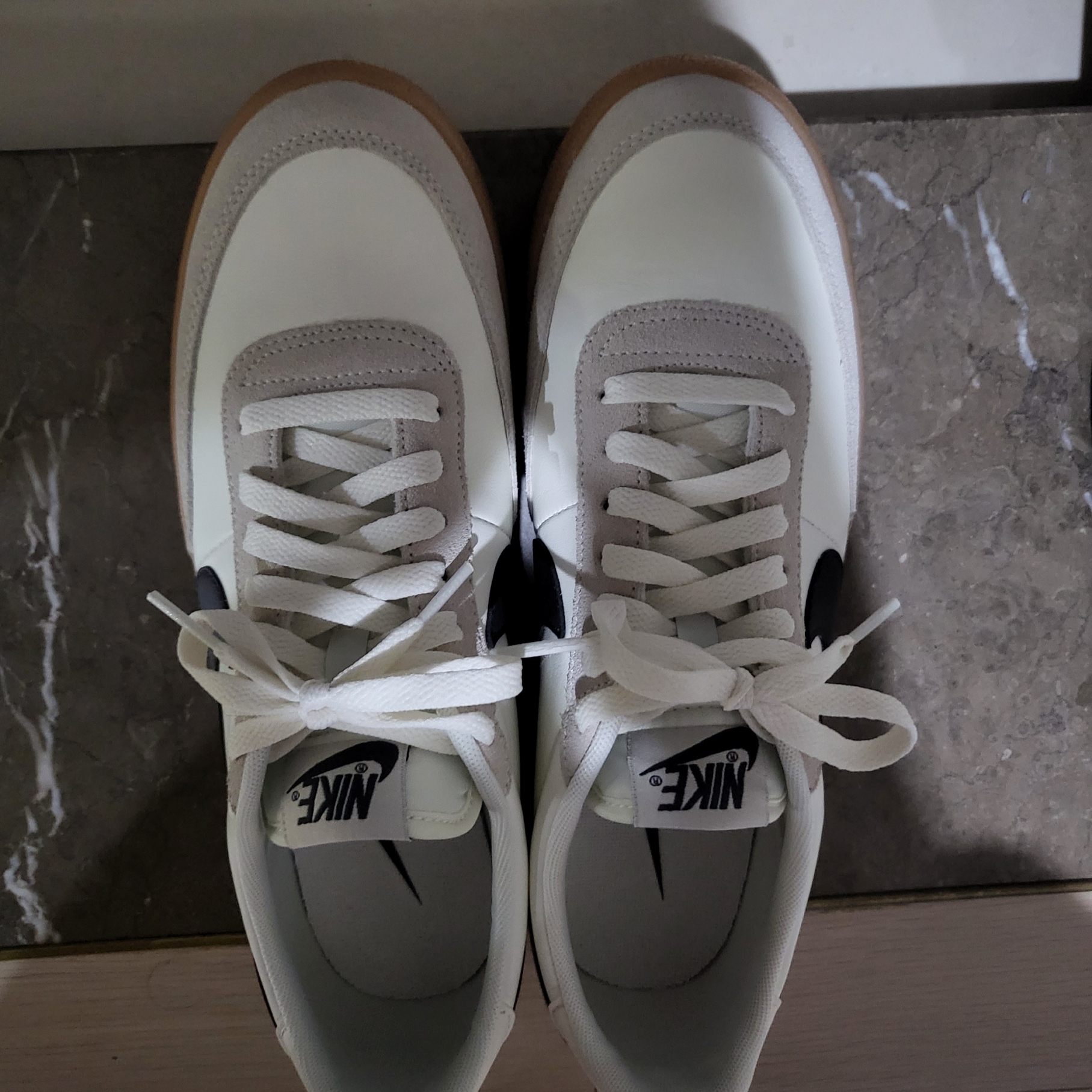 Nike Killshot 2 Leather Sail Oil Grey Gum 착용 스타일 - 1