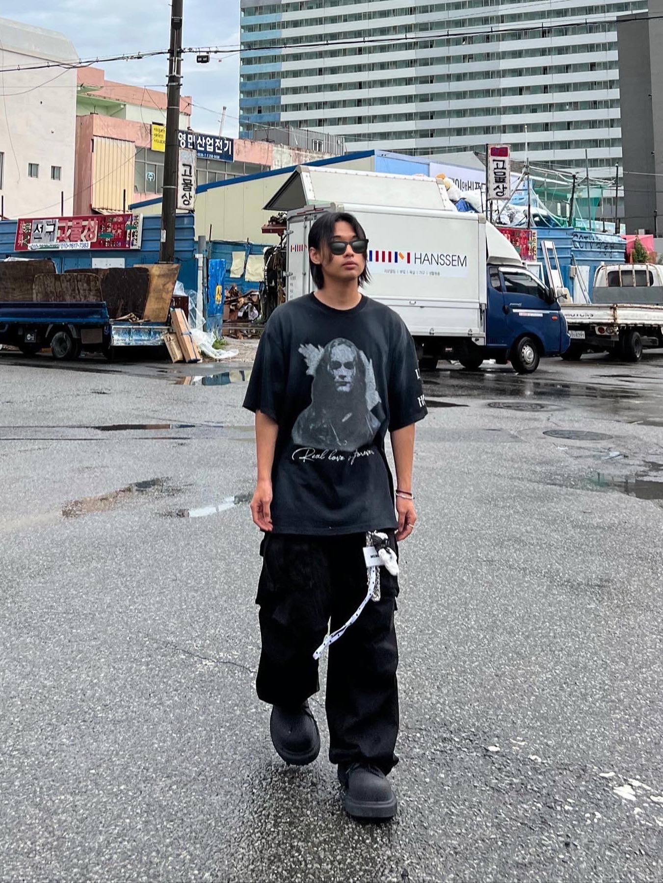 Project G/R Crow Worldtour T-Shirt Washed Black, Balenciaga Steroid Derby Black 착용 스타일 - 3