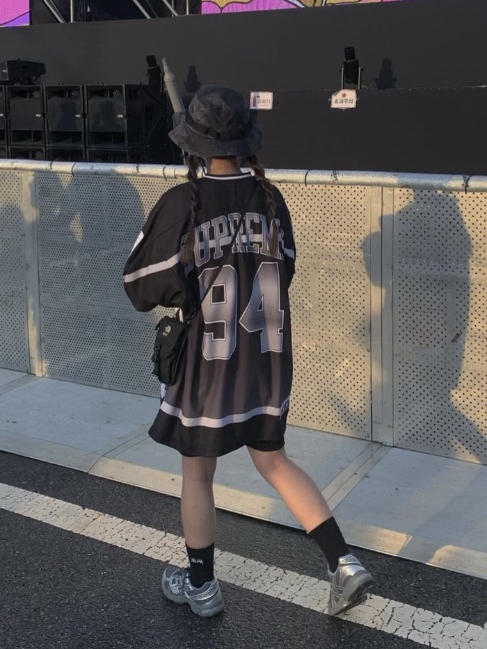 Supreme Bones Hockey Jersey Black - 23FW, Supreme Military Boonie Black Prym1 Camo - 22SS 착용 스타일 - 2