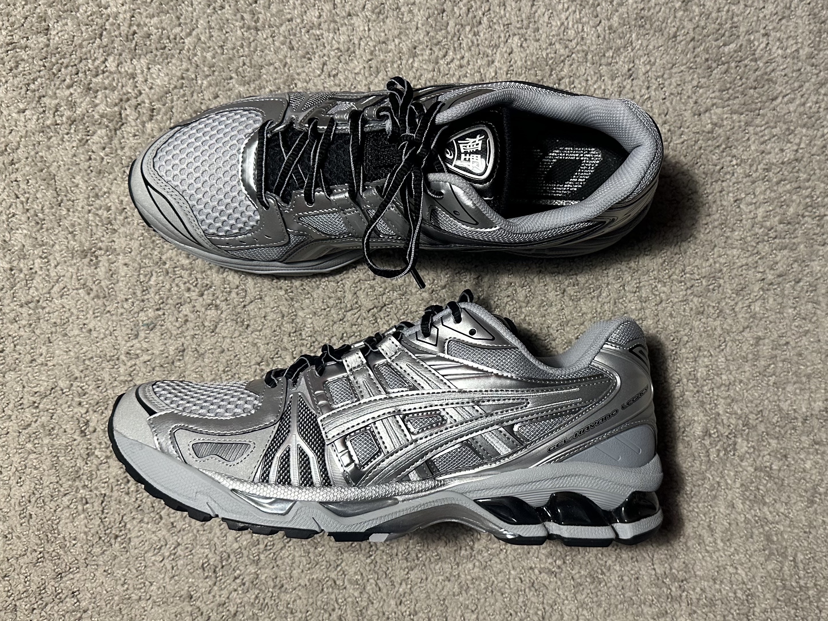 Asics Gel-Kayano Legacy Pure Silver 착용 스타일 - 2