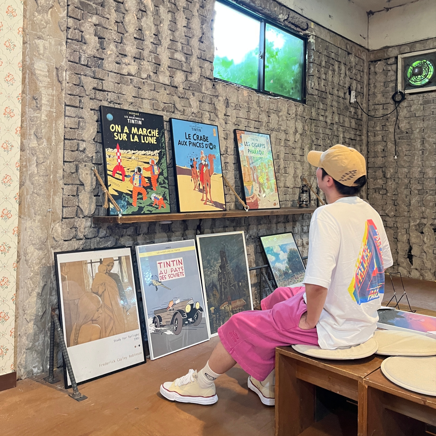 Maison Mihara Yasuhiro Peterson OG Sole Canvas Low-top Sneakers Natural, Palace Tri-Ferg Colour Blur T-Shirt White - 20FW 착용 스타일 - 2