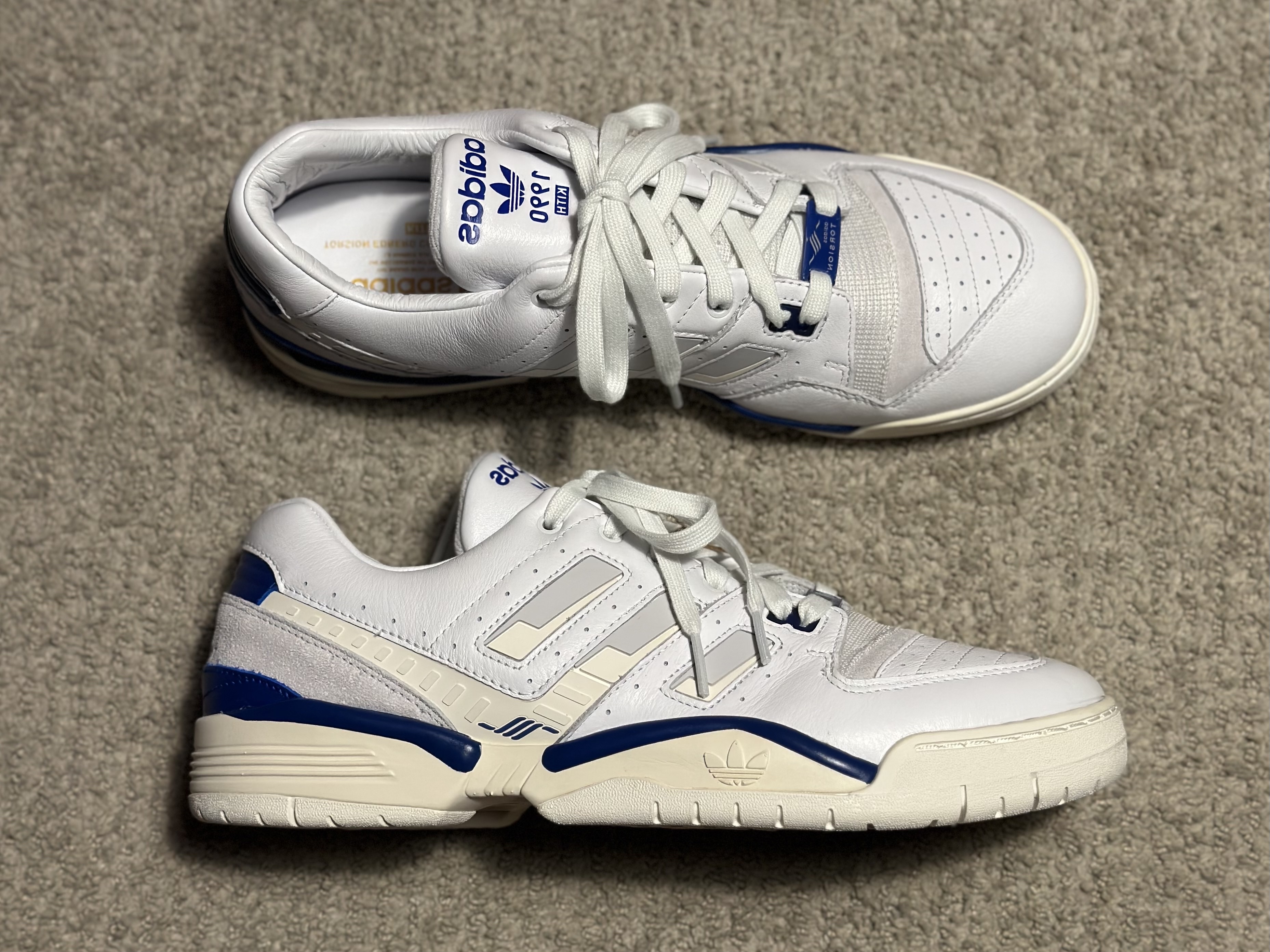 Adidas x Kith Torsion Edberg Comp Crystal White Royal 착용 스타일 - 2