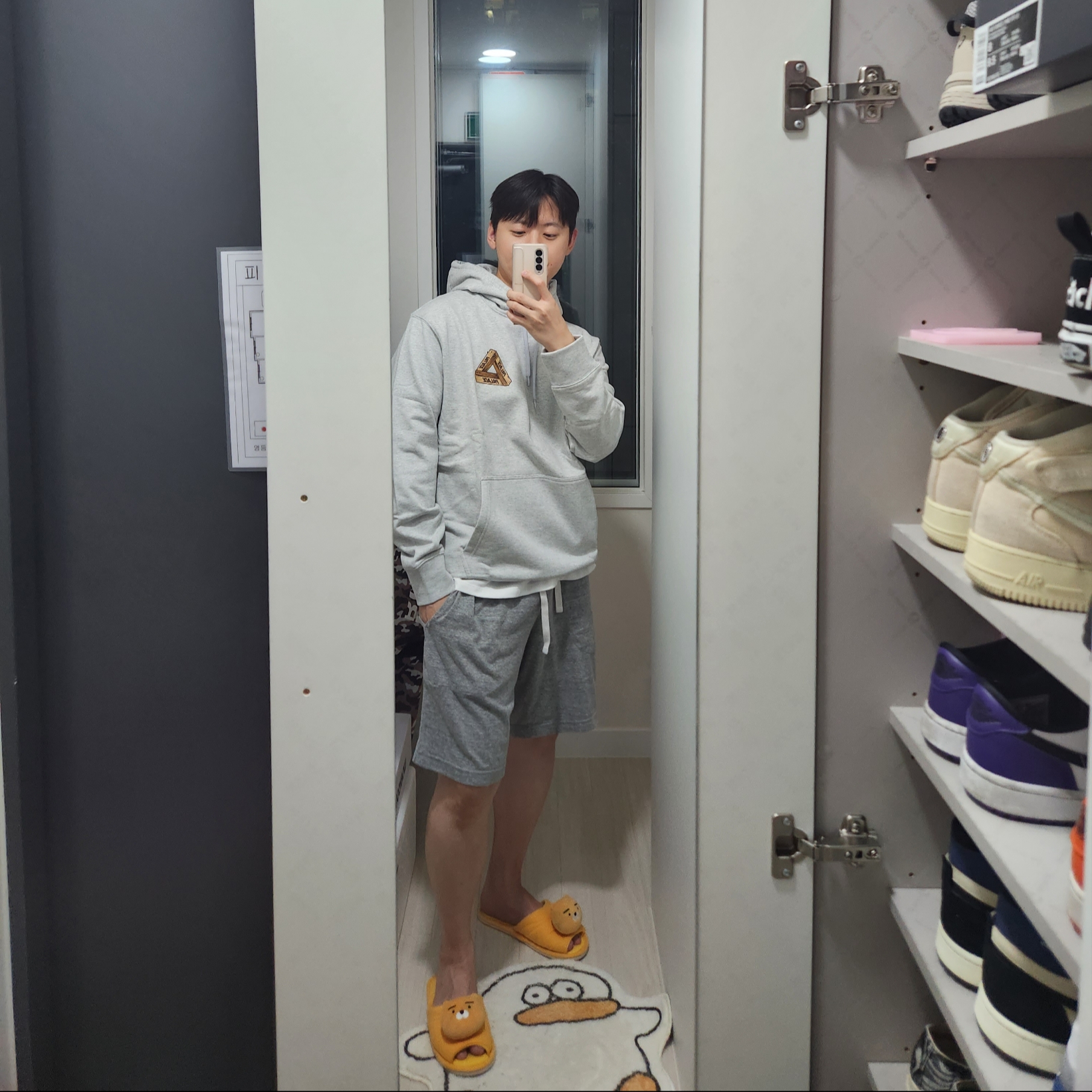 Palace Reaper Hood Grey Marl - 23FW 착용 스타일 - 4