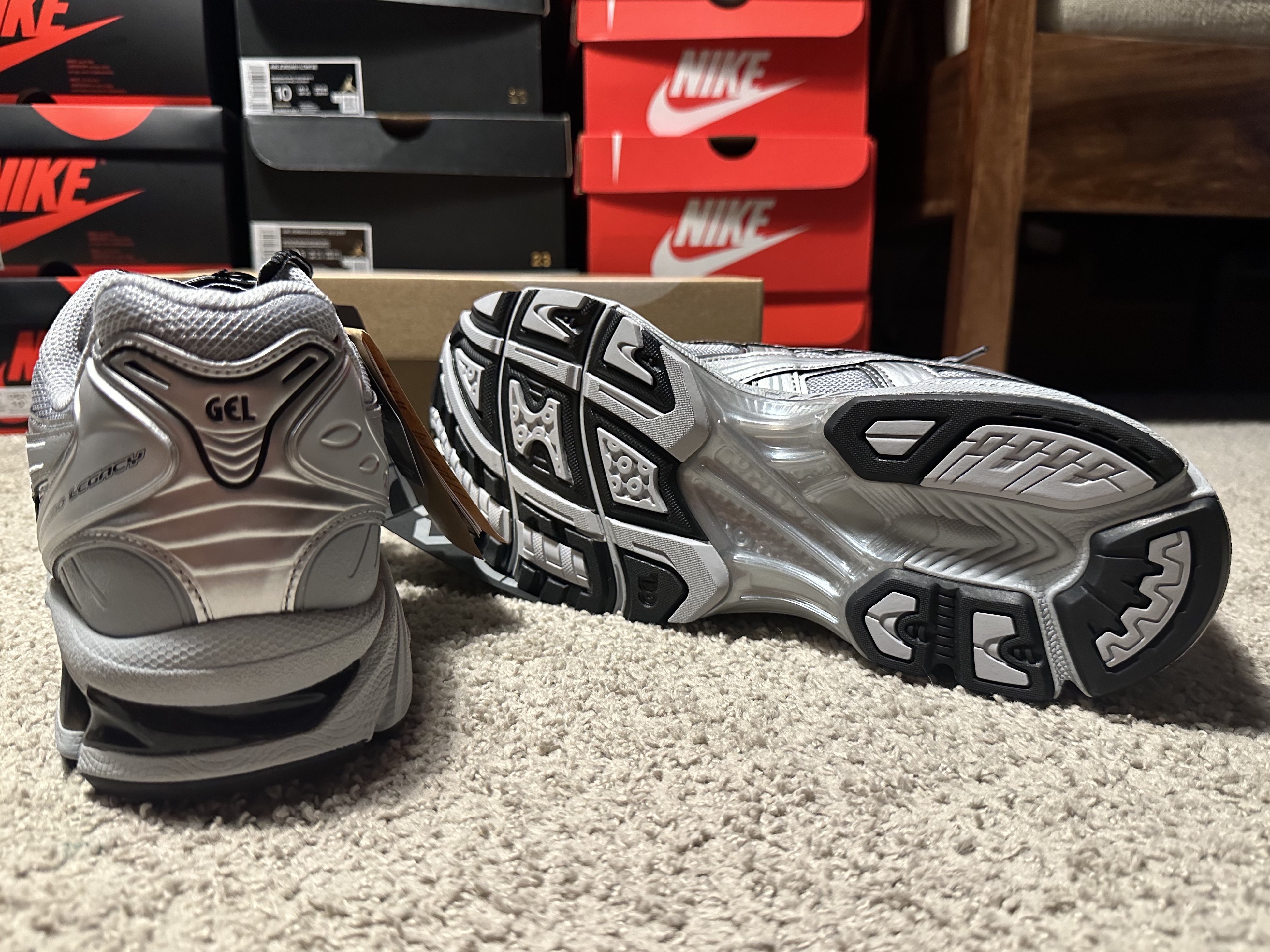 Asics Gel-Kayano Legacy Pure Silver 착용 스타일 - 4